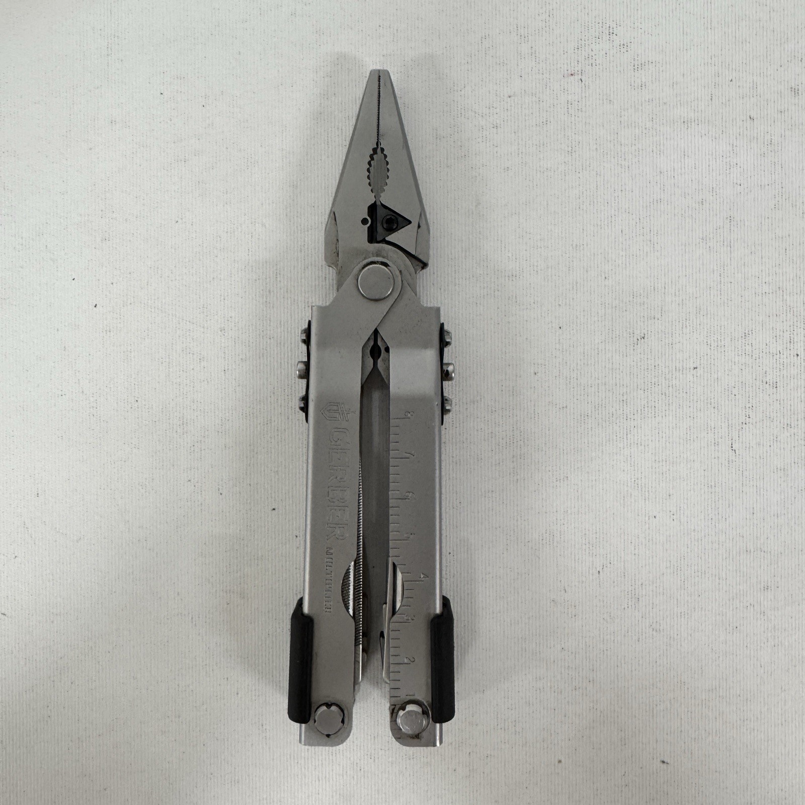 Gerber Tools Stainless Steel Needle Nose Multiplier Multi-Tool w/ Cutter MP600