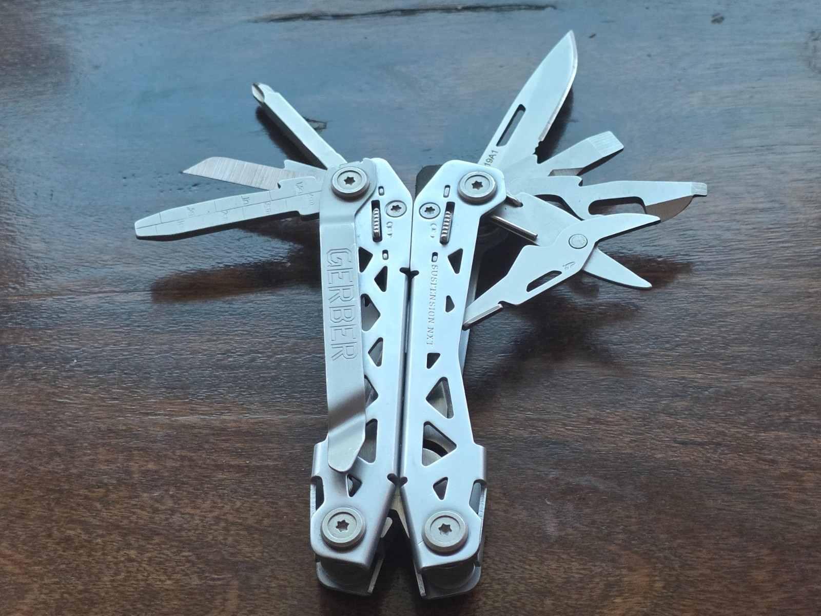 🛠️ Gerber Suspension-NXT 15-Tool Multi-Tool EDC Knife Pliers w/ Pocket Clip
