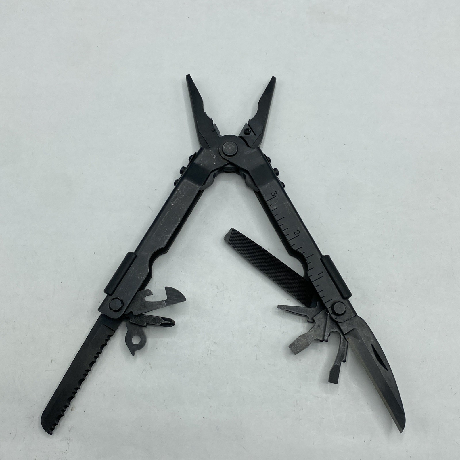 Gerber MP 600, Carbide Cutters, Needlenose with Sheath – Black
