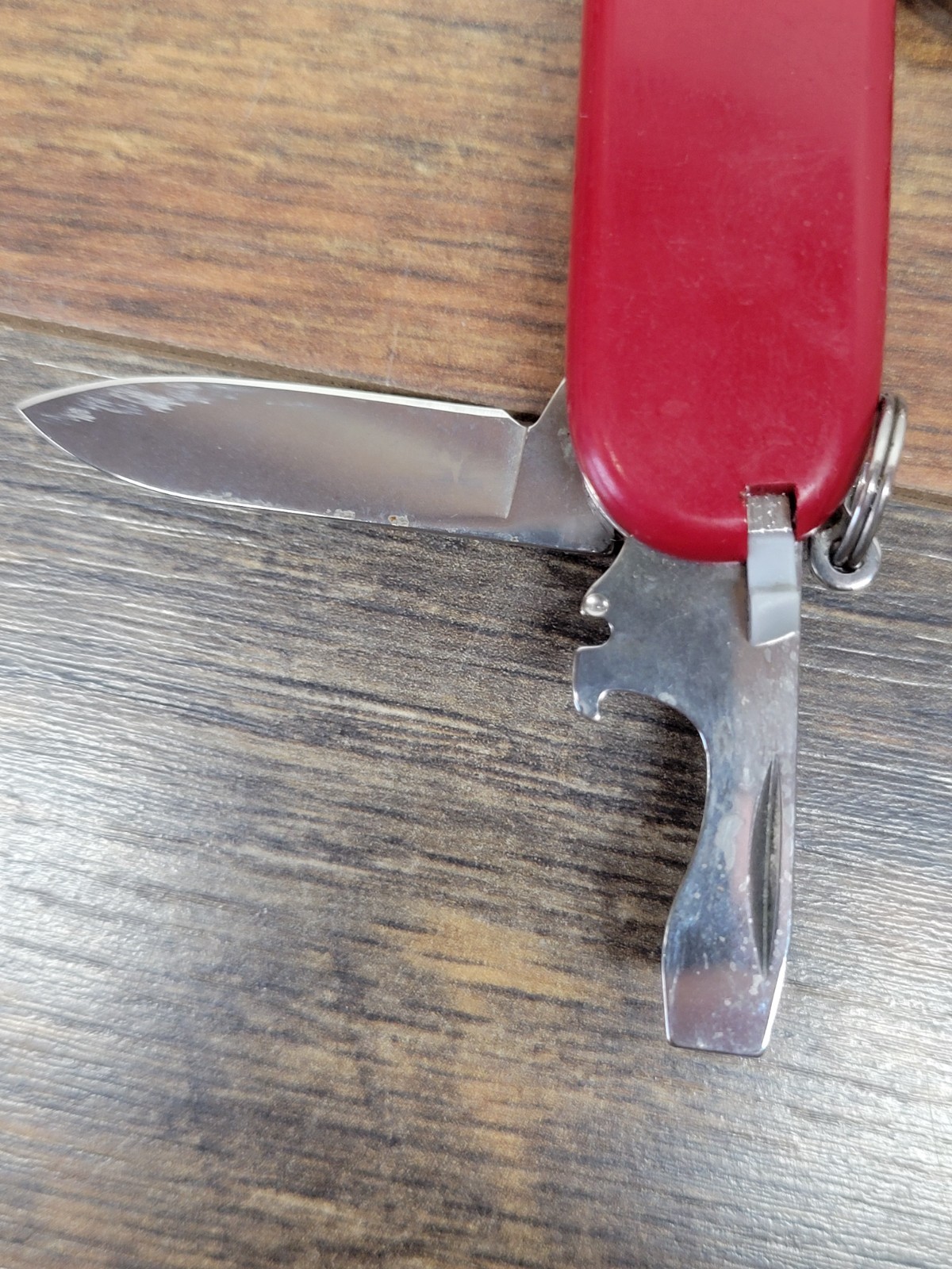 Victorinox Swiss Army Knife, Spartan Red, Complete