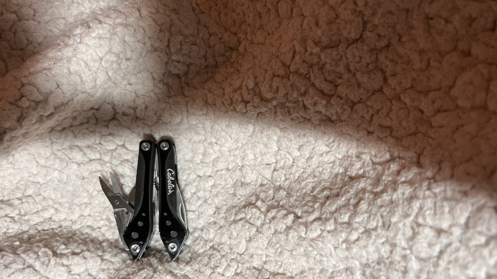1 Leatherman Cabela’s BLAST Multi Tool Fishing Camping EXCELLENT LOT 806