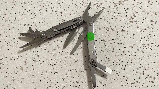 Leatherman Sidekick Stainless Steel Silver Multi Tool Folding Knife, Saw, Pliers