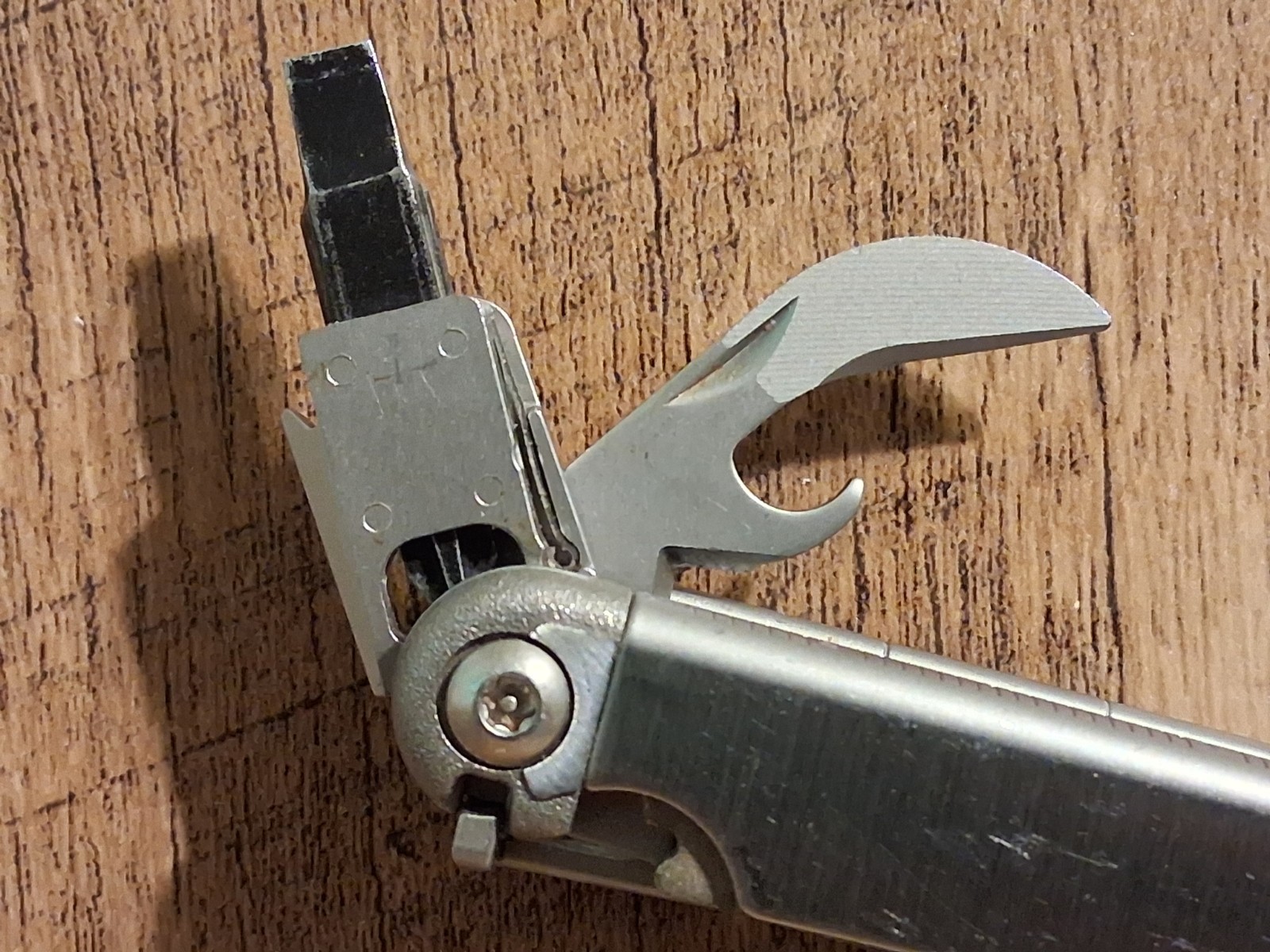 Leatherman Wave + Plus MultiTool Silver Cleane/Oiled, Great Condition FAST SHIP