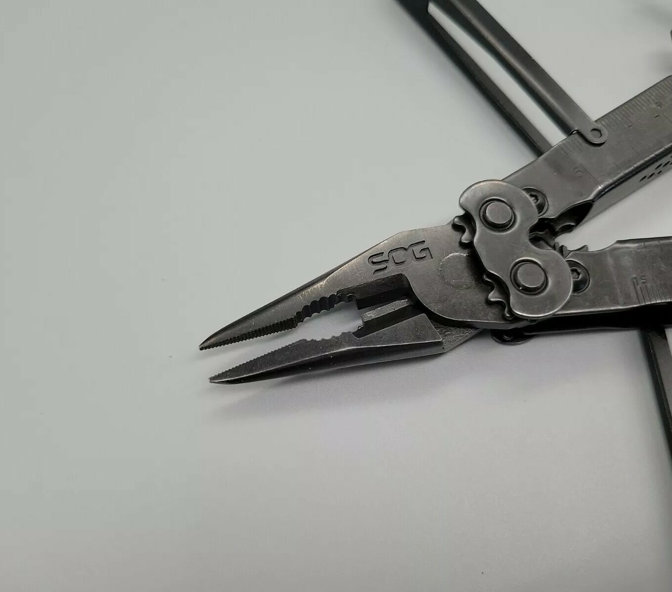 SOG PowerLock Multitool Black Oxide Combo Knife Scissors Saw File