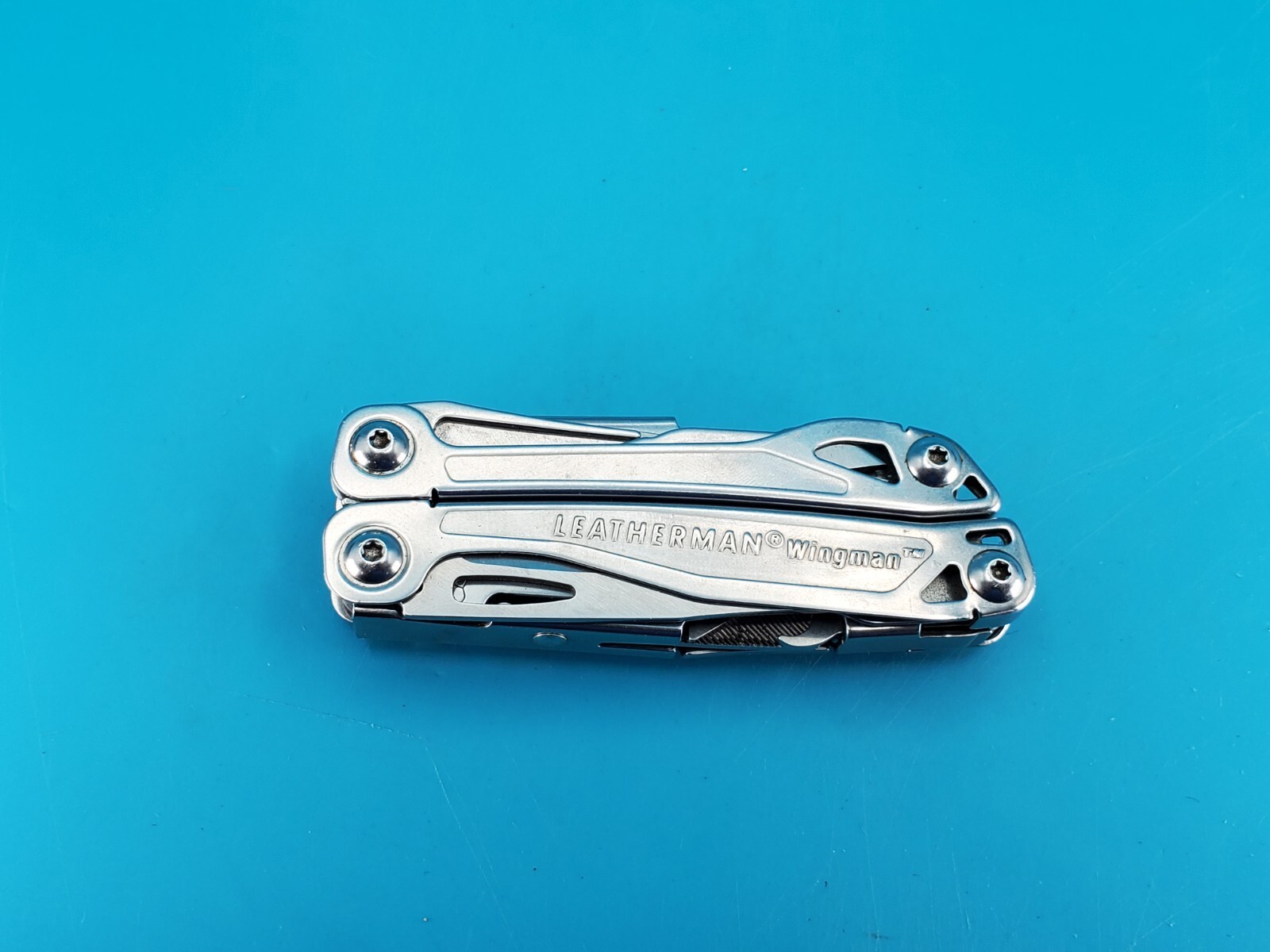 LEATHERMAN WINGMAN MULTI-TOOL! WITH SHEATH! FREE SHIPPING! NICE!