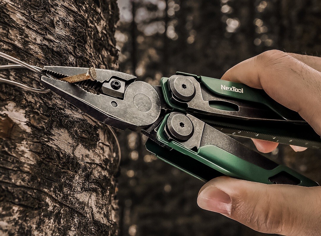 NexTool Flagship Pro Multi Tool Green Stainless Steel Handles Belt/Cord Cutter