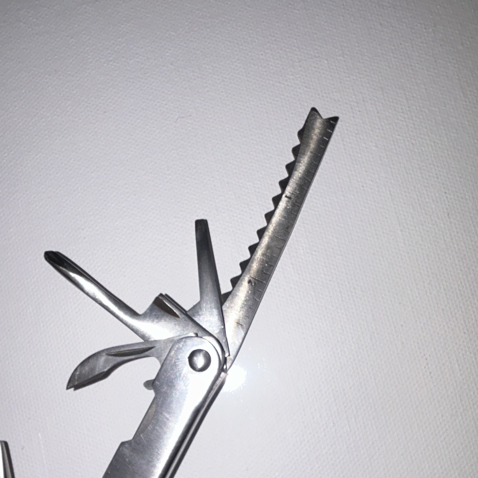 ALLTRADE Multi-Tool Stainless Steel, 8 Tools, Plier, Knife, Sheath Included
