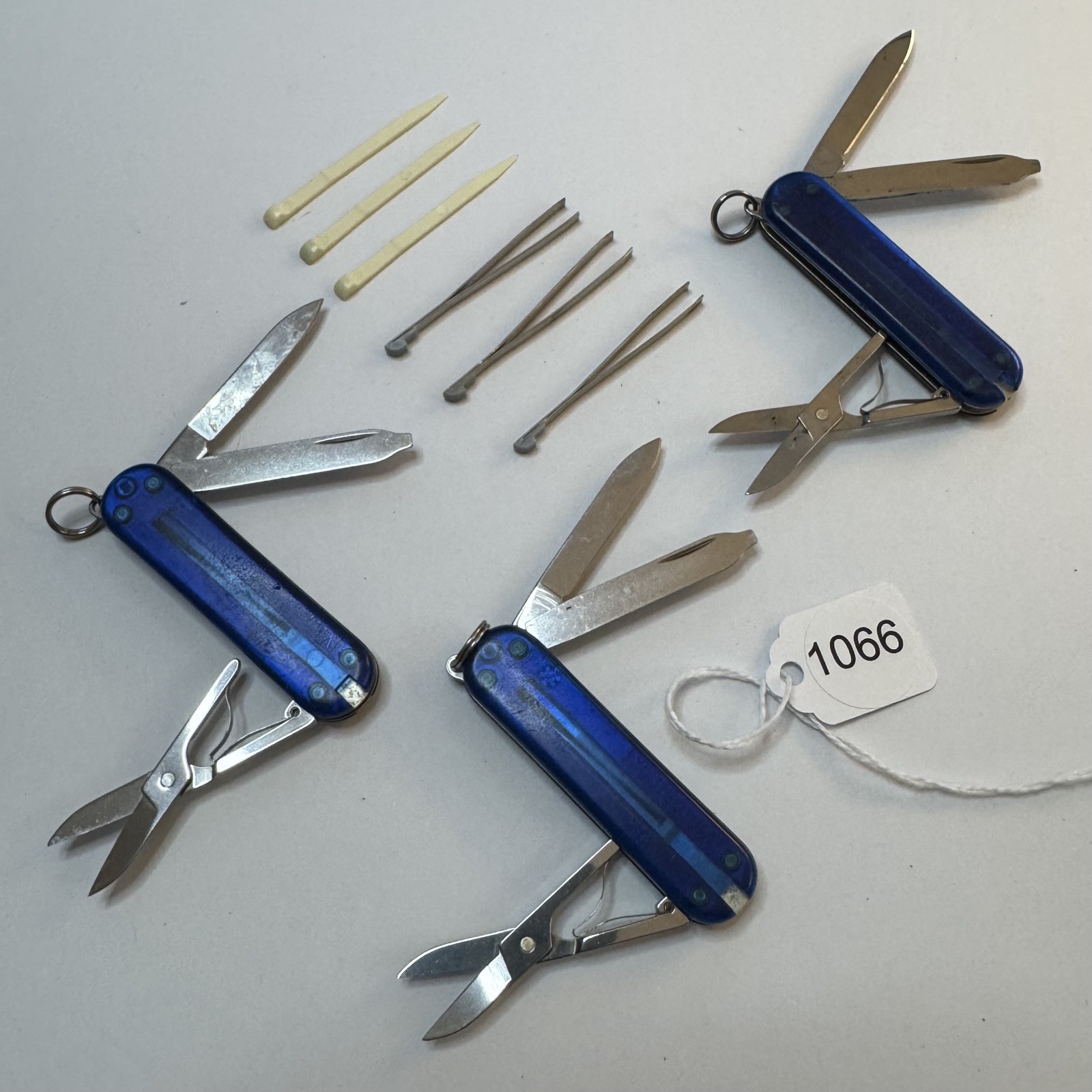 Victorinox Classic SD Swiss Army Pocket Knife Translucent Blue -Lot of 3 #1066