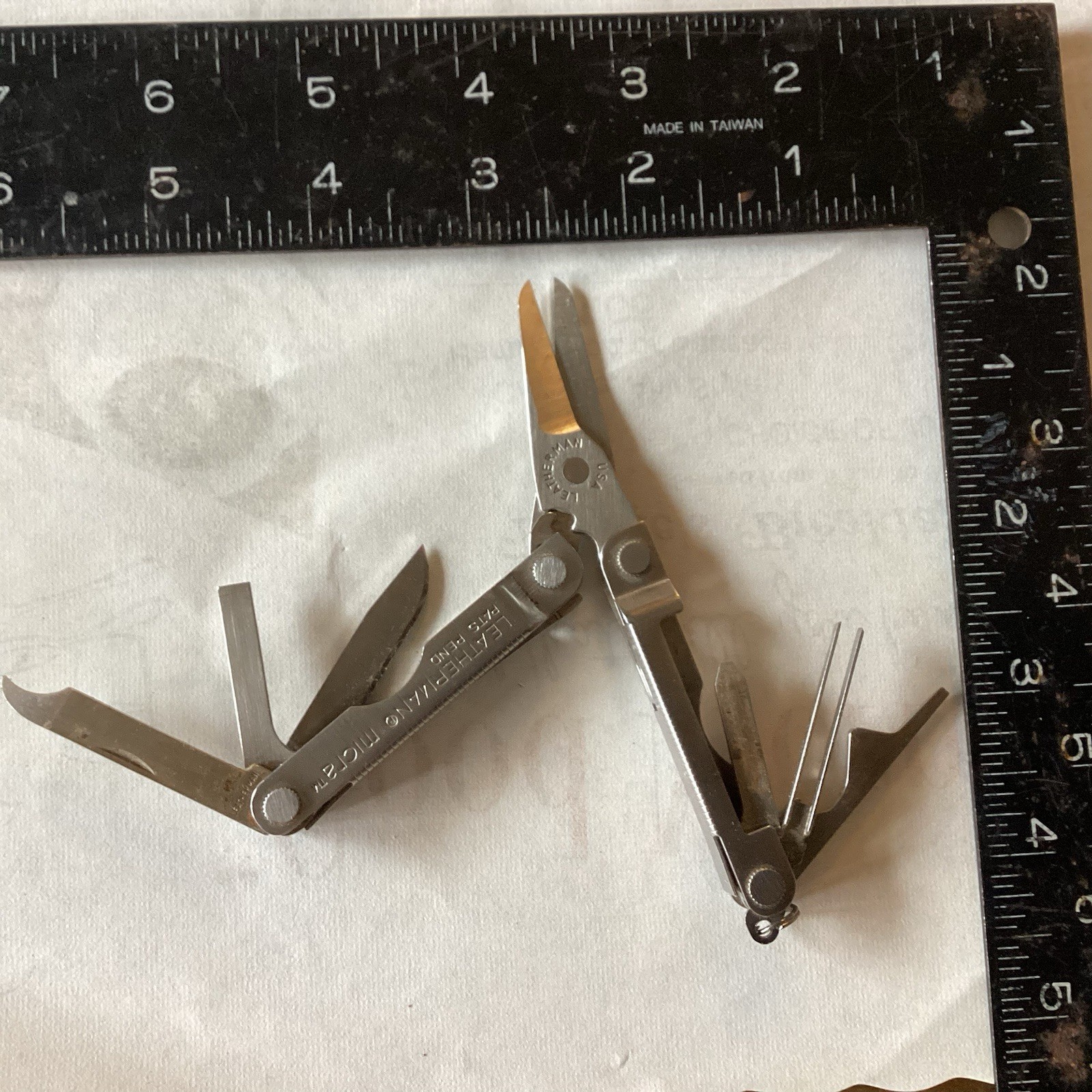 Pocket Wonder Tool LEATHERMAN MICRA Hand Held MULTI Function USA Made Chrome