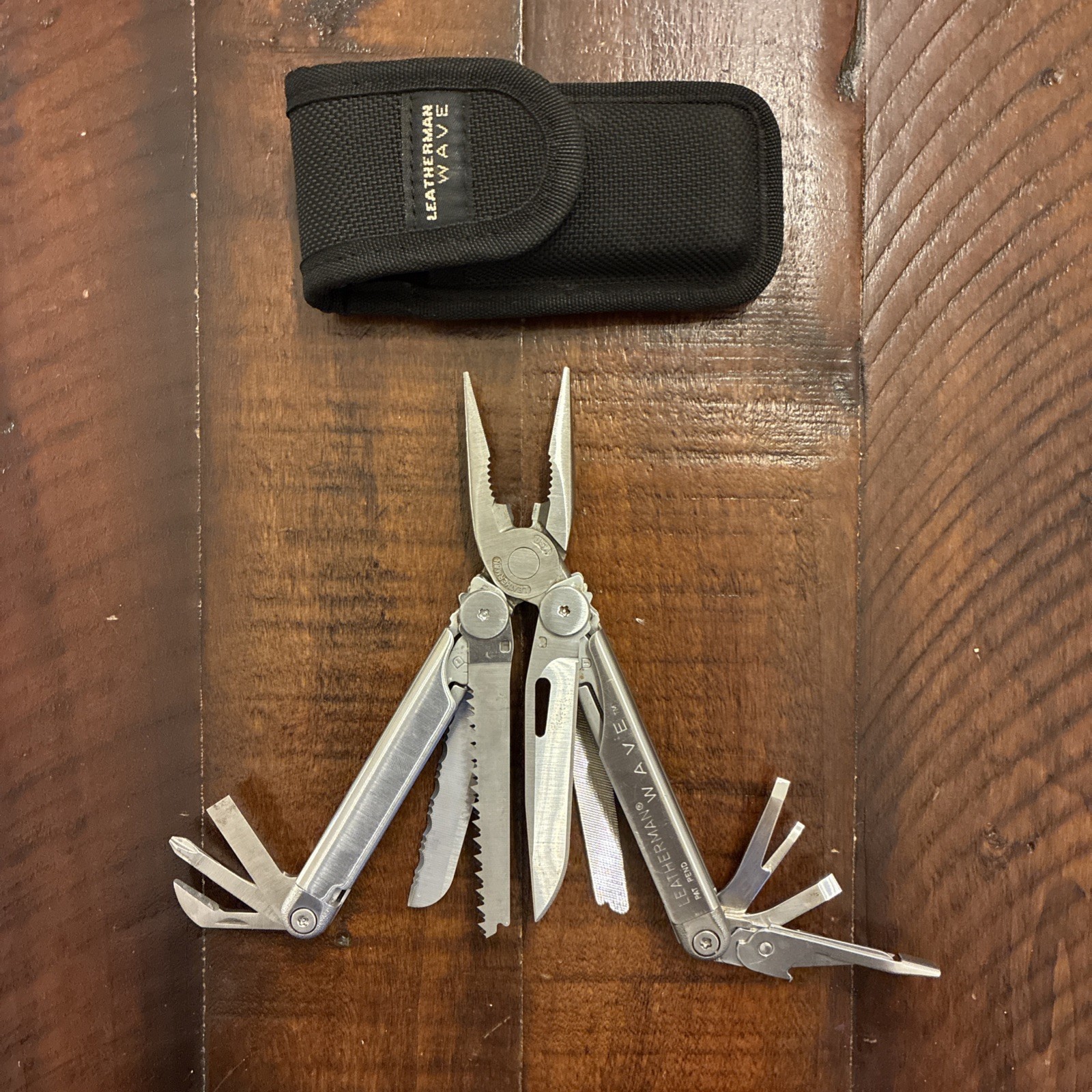 Leatherman Wave Pat Pend USA w/ Sheath Multitool 09/00 Discontinued Very Good