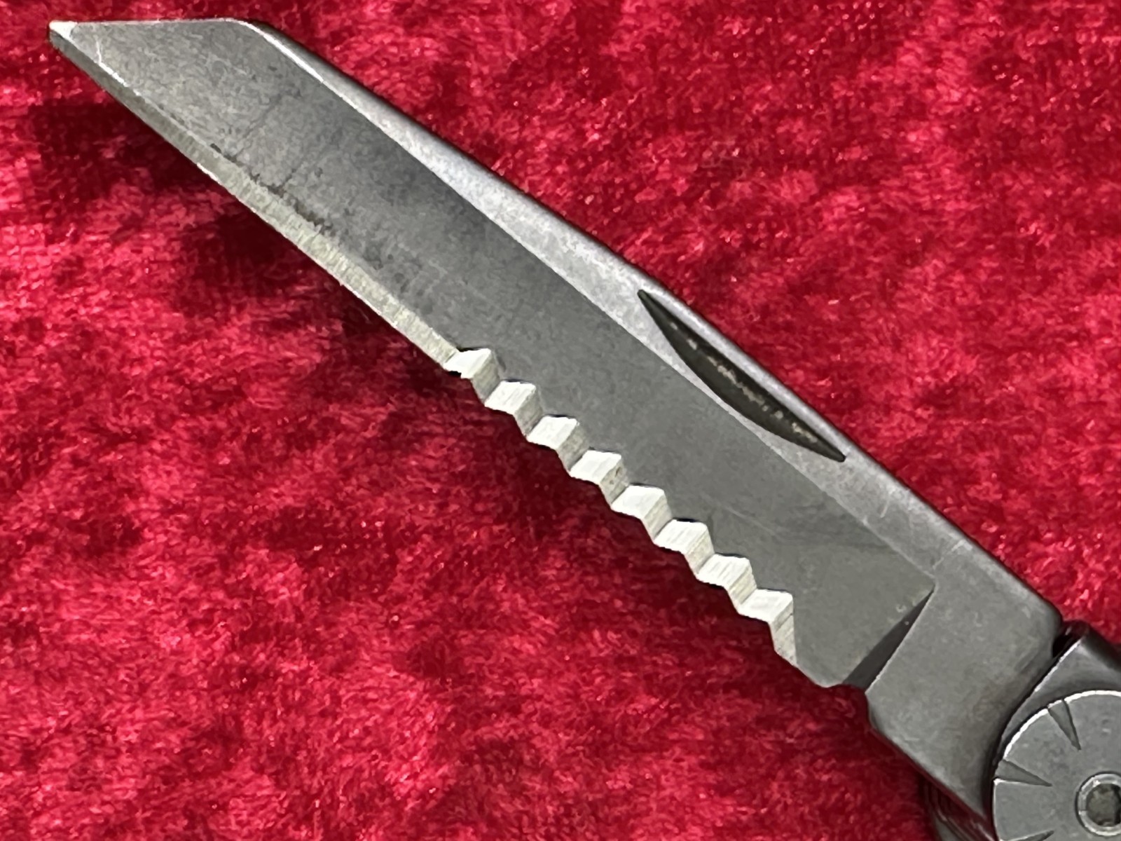 Gerber Diesel Multi-Plier Black NeedleNose 12 Tool Multi-Tool w/Sheath (615)