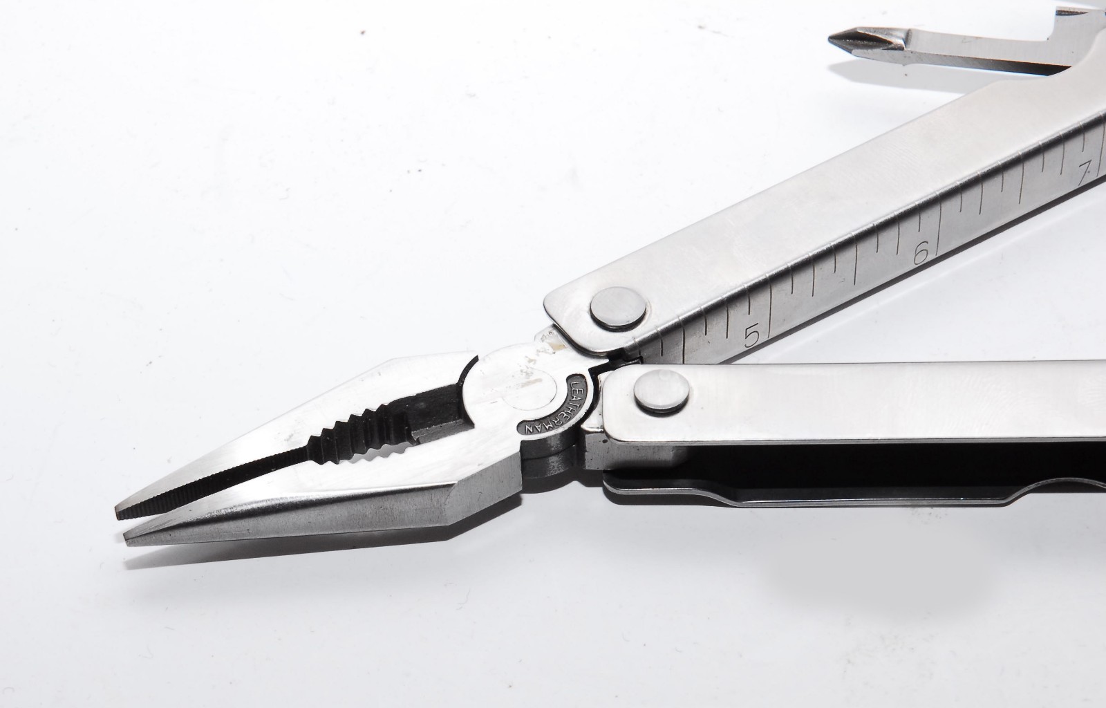 Genuine Leatherman Tool With Case Nice Pre-Owned USA