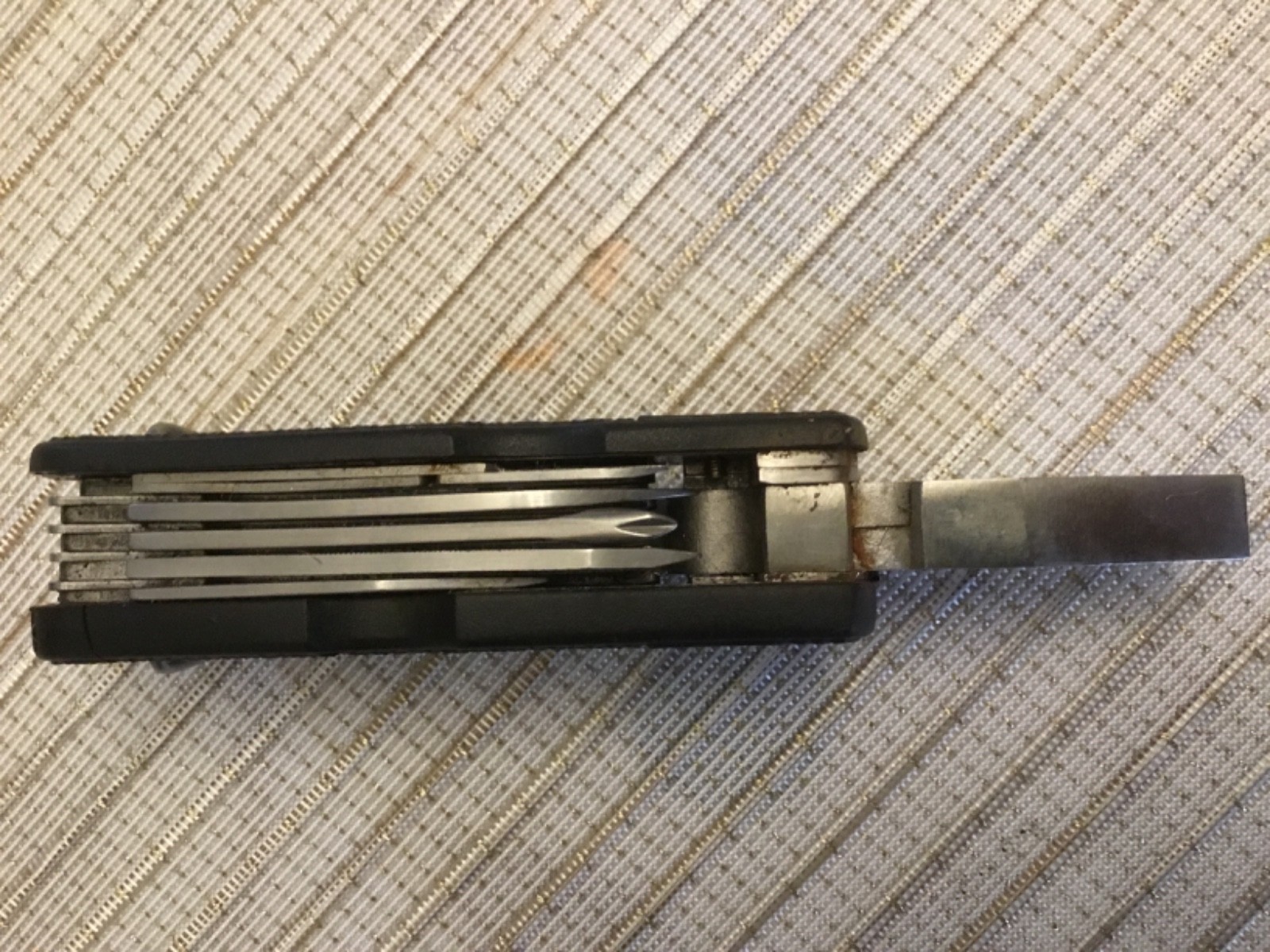 Coast Pro Pocket Mechanic Multi Tool with Pliers, Blade