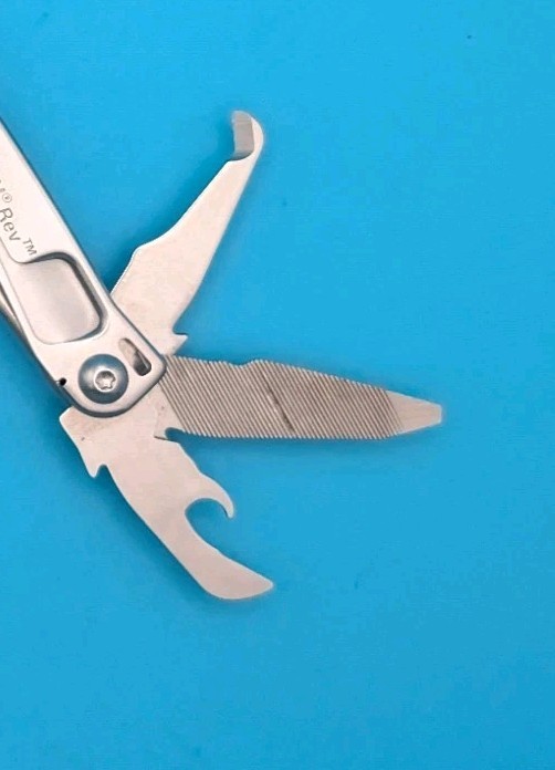 Leatherman Rev 3.8″ Multi-Tool, Stainless!