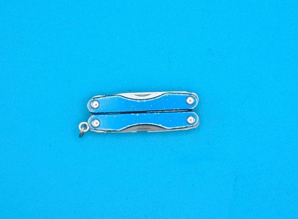 Leatherman Squirt P4 Multi-Tool, Key Ring, Retired, BLUE!