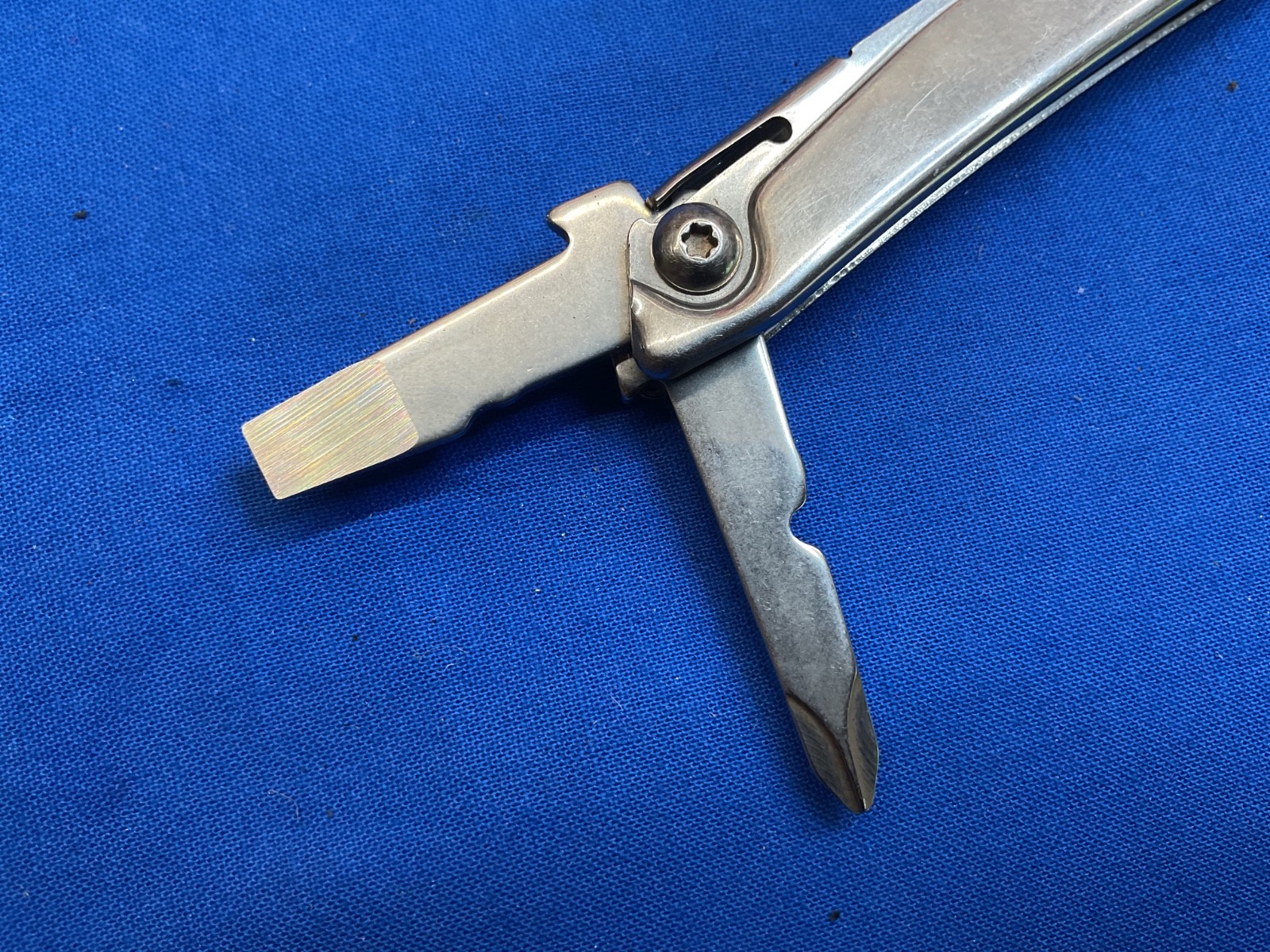 Leatherman Rev Multi-Tool Knife Plier 2023 Date Code