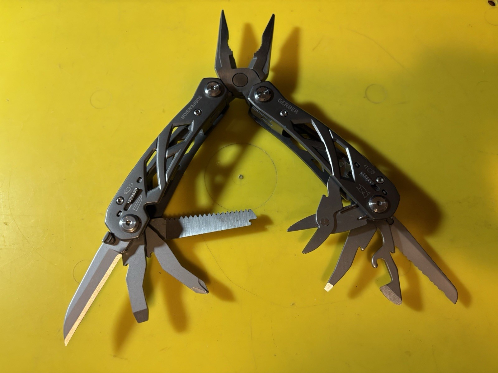 Gerber Suspension NXT Stainless Steel Multi-Tools Gray New WO/Box Never Use LG