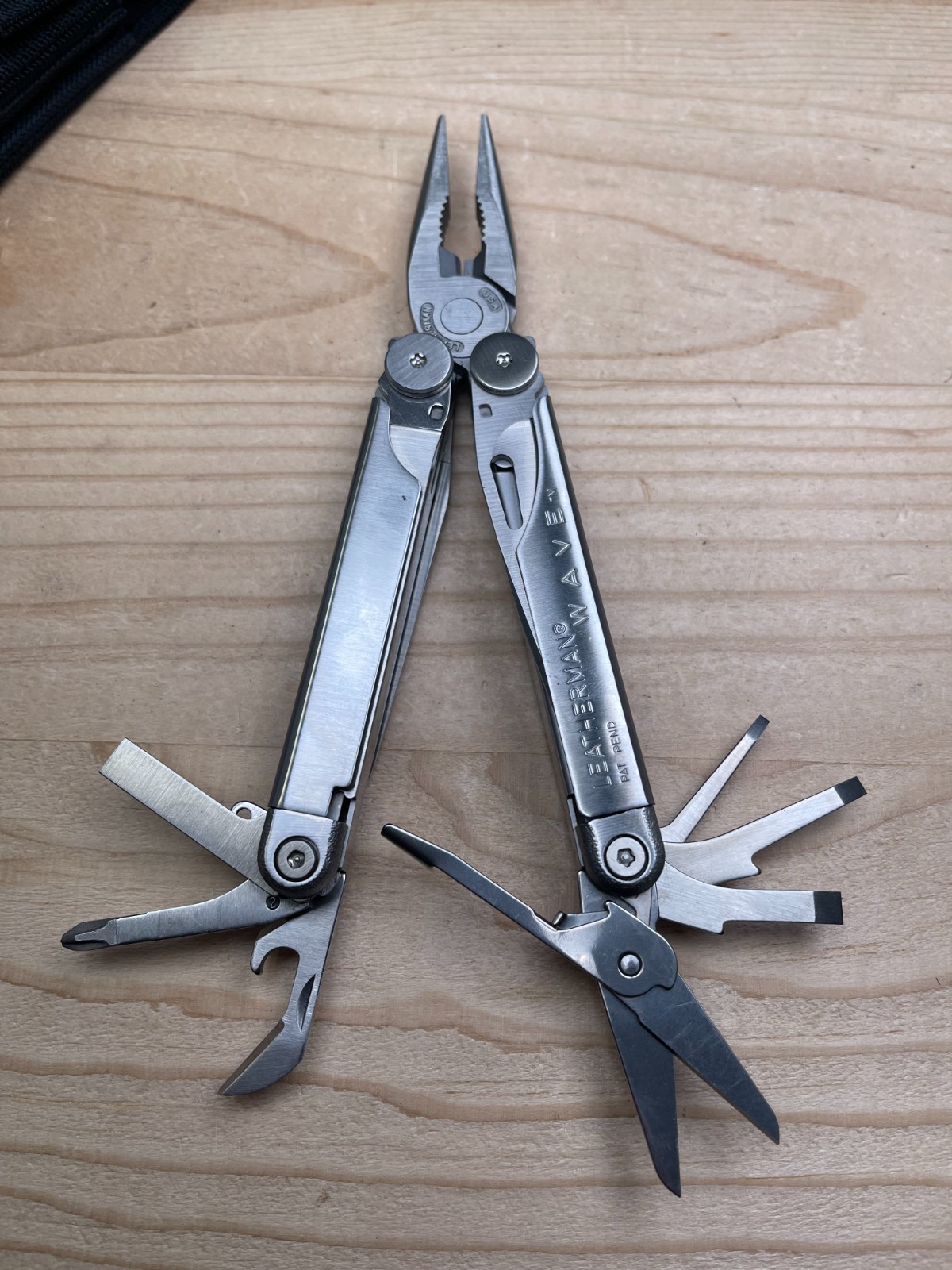 Leatherman Wave Multi-tool Knife w/Nylon Sheath 09/00 – Early Version, Very Nice