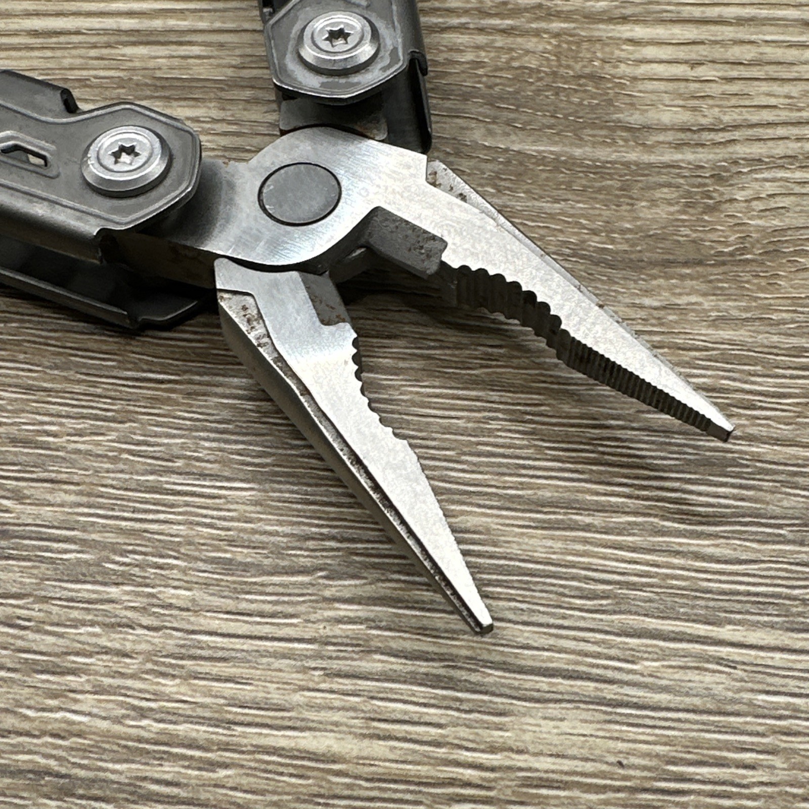 Gerber Truss Multi-Tool Pliers Knife Folding EDC FAST SHIPPING!