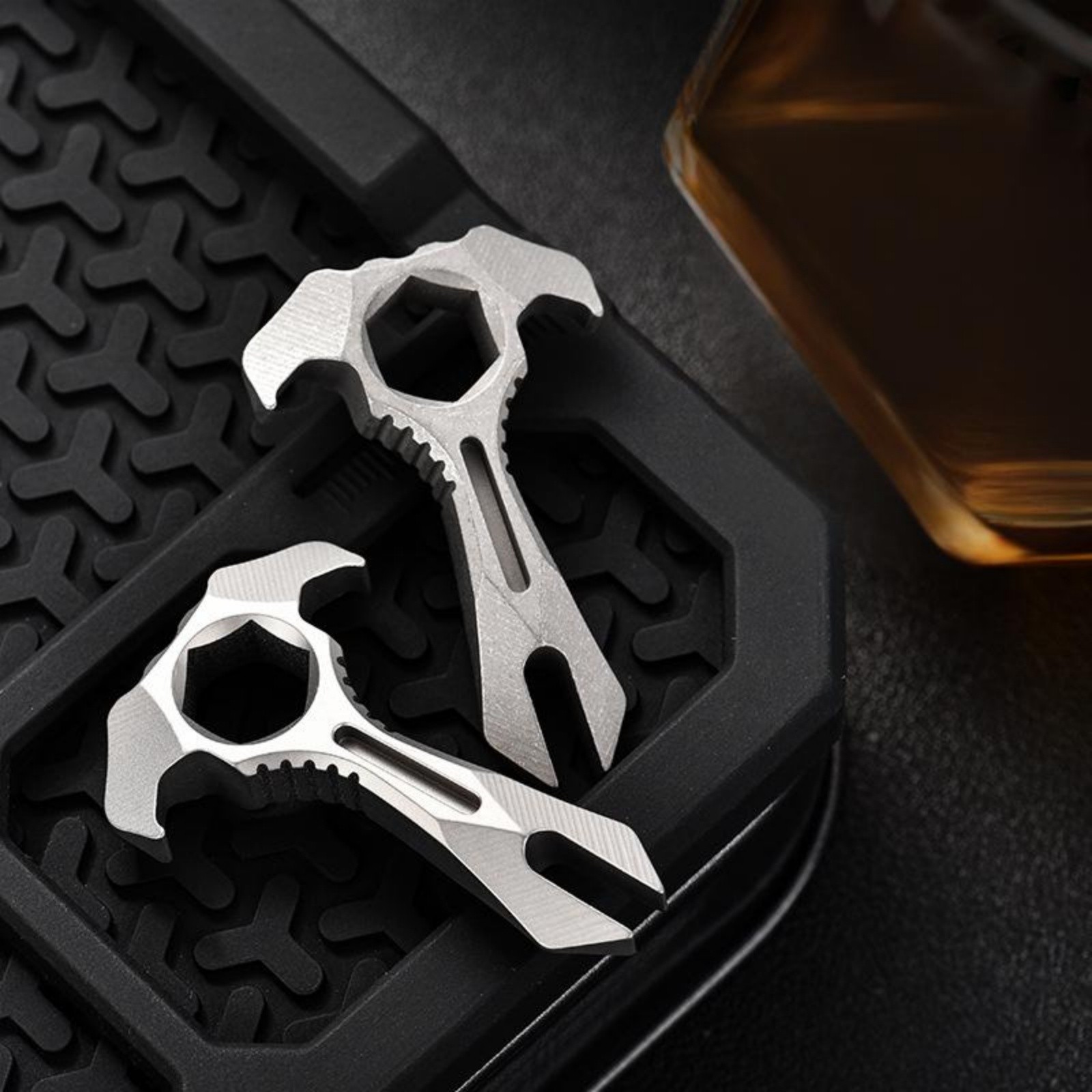 Titanium Alloy EDC Multi Tool Finger Grip Outdoor Survival Pry Bar Bottle Opener