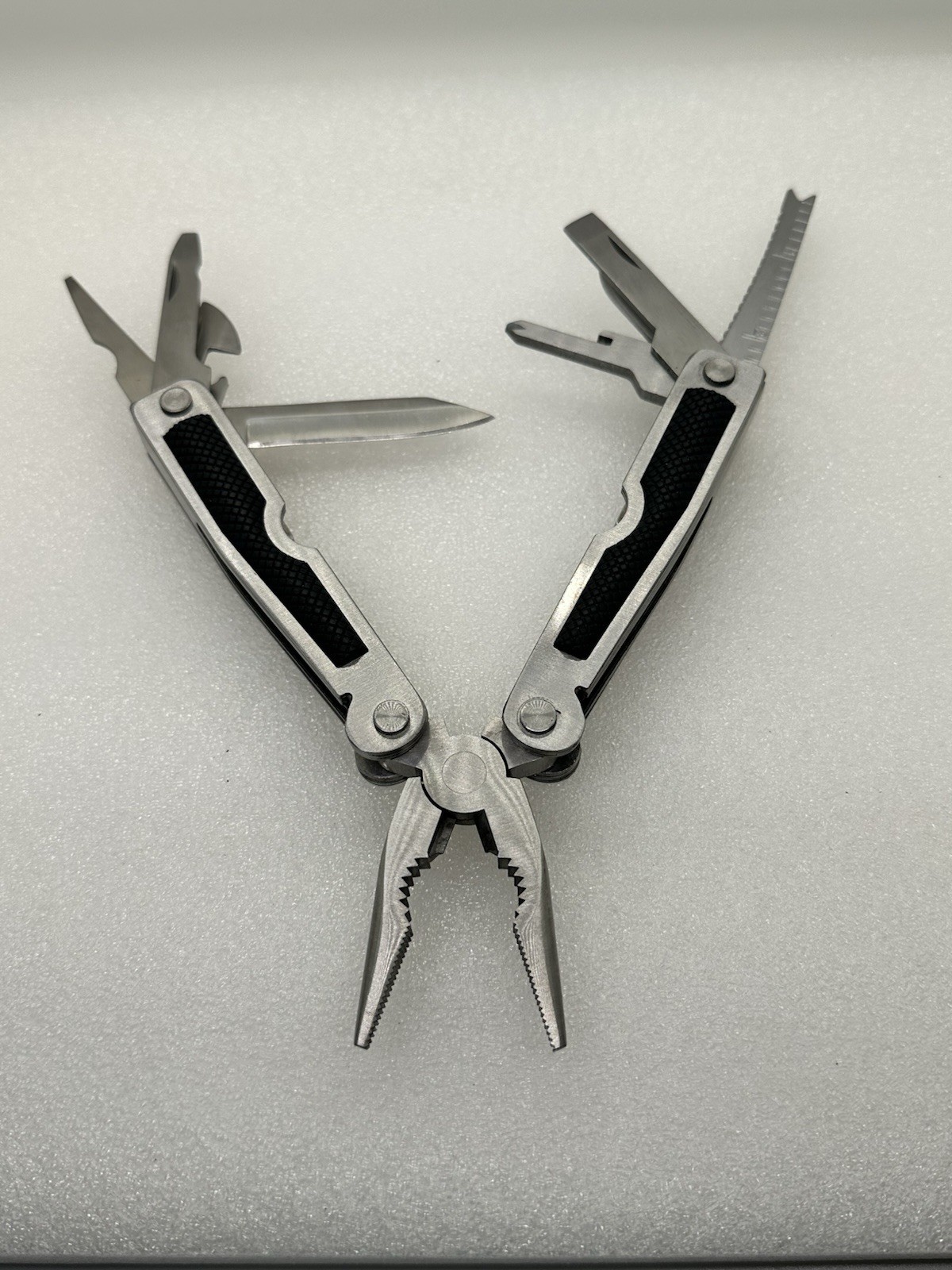 9-in-1 Stainless Steel Multi-Tool Pliers with Knife Screwdrivers Ruler