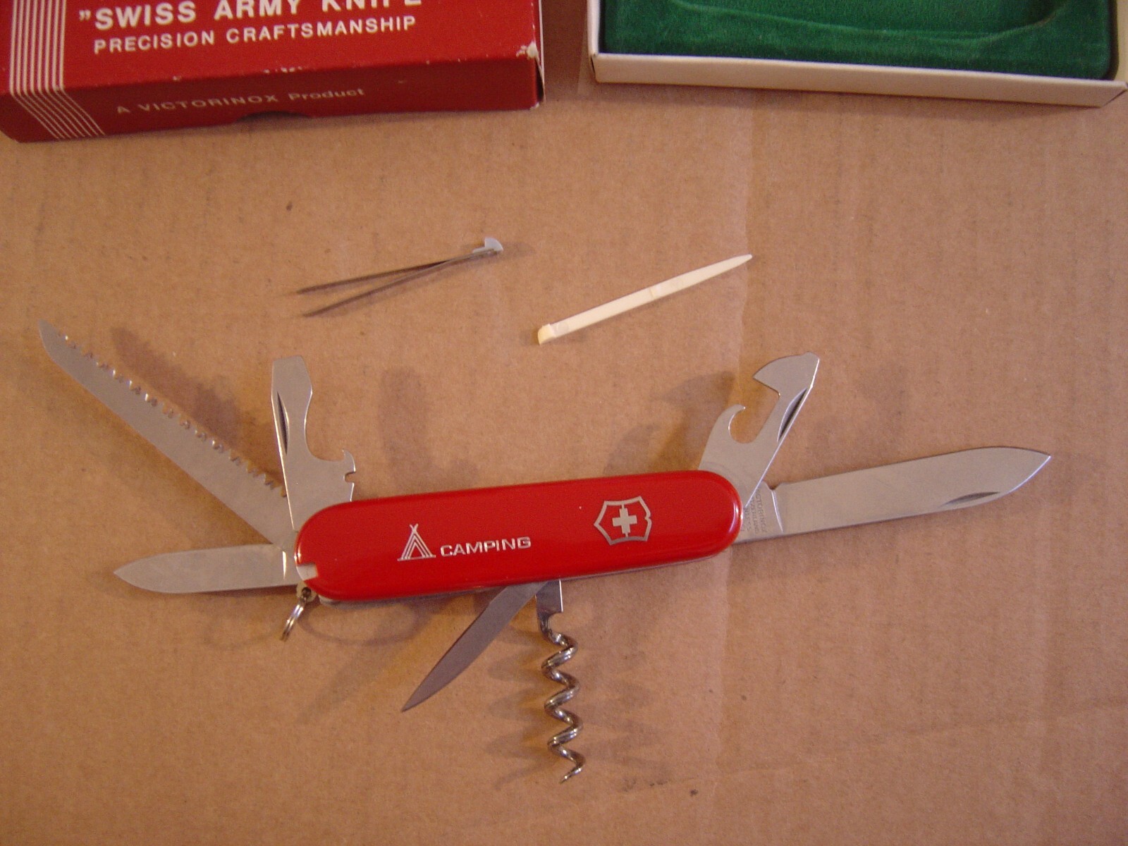 Swiss Army Knife, Camper, Victorinox with original box