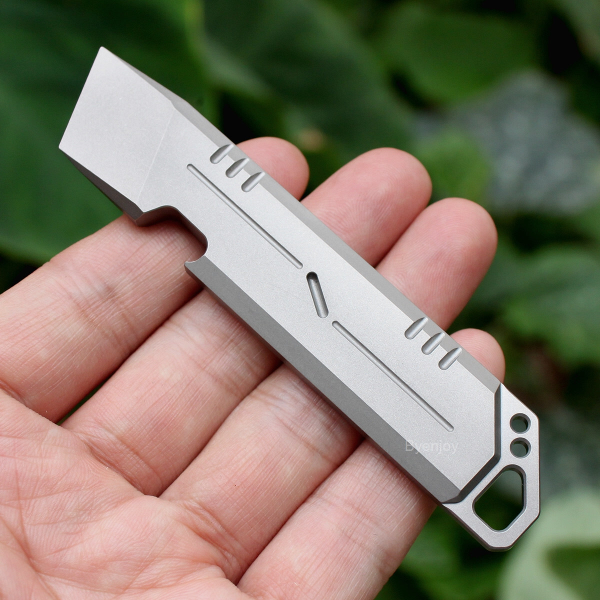 Titanium Crowbar Pry Bar Pocket EDC Pocket Tool Bottle Opener Pendant Open Box