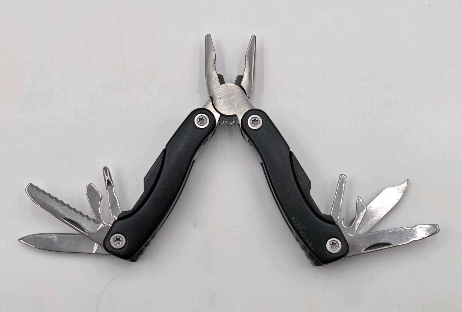 Carquest Starters & Alternators Mini 9 In 1 Multi-Tool – Spring Loaded Pliers