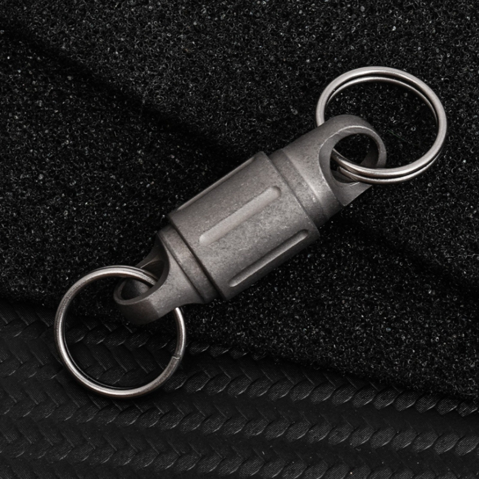 Titanium Alloy Magnetic Quick Release Keychain Connector 360° Swivel EDC