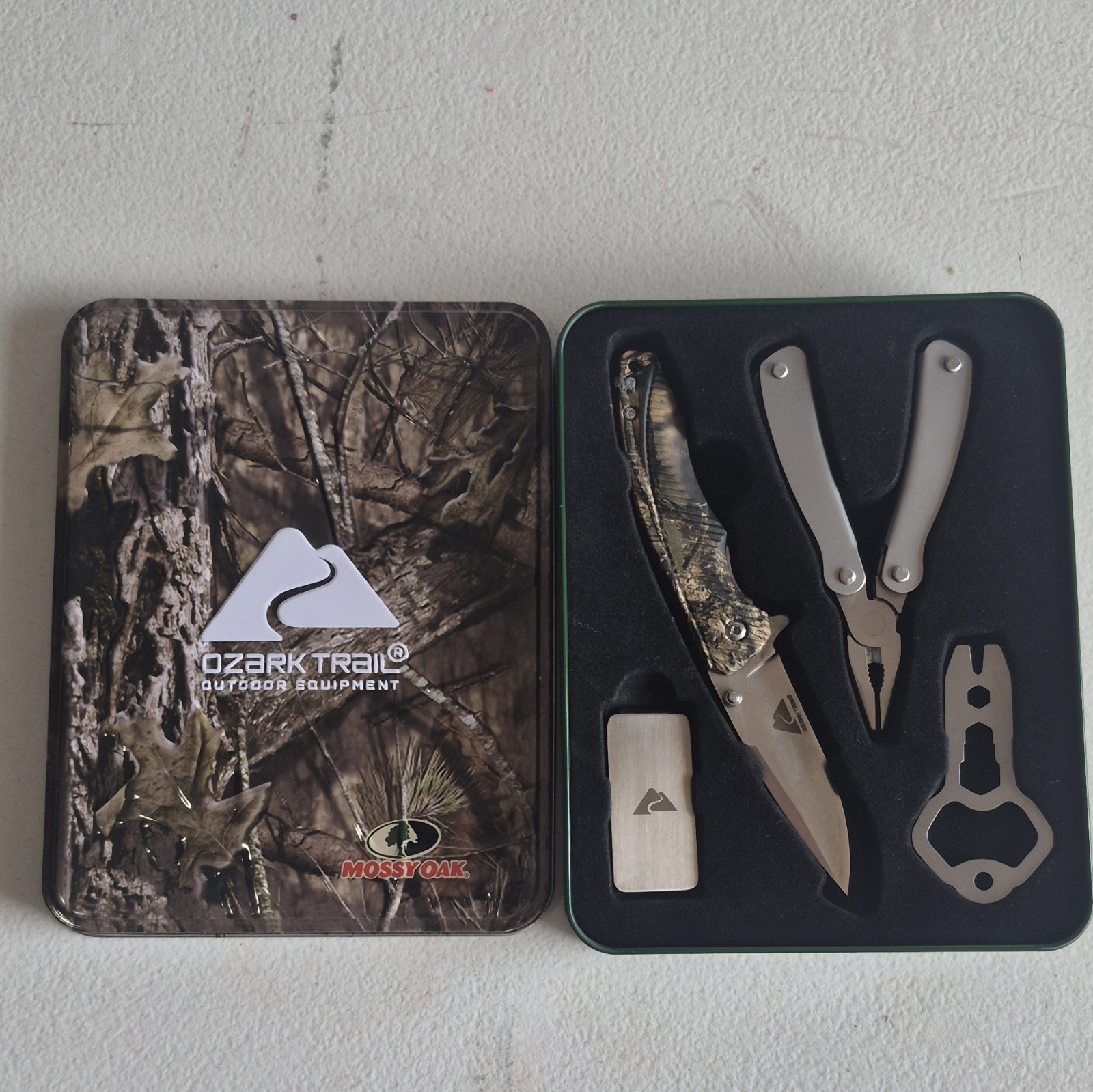 Ozark Trail Mossy Oak Camo Multi-Tool Set w/ Knife, Pliers & Bottle Opener