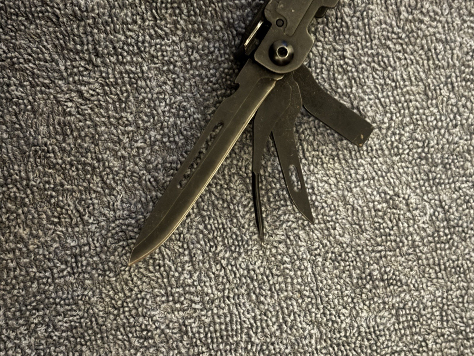SOG PowerAccess Black Multi-Tool w/ Pliers 3in Straight Blade File Pocket Clip