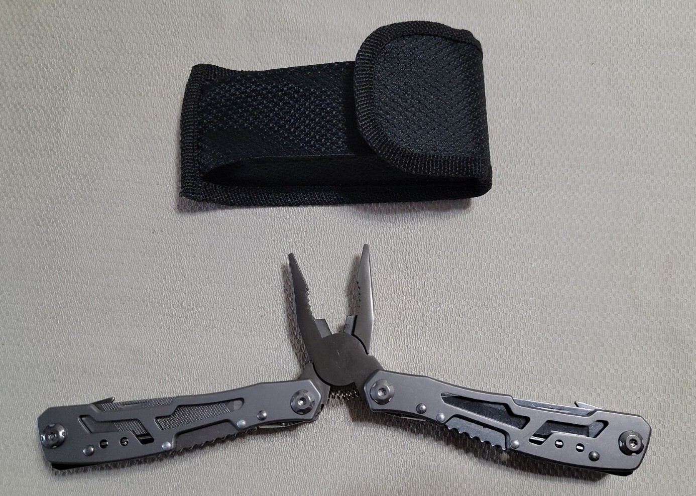 Tool Pliers Multipurpose Folding Navaja/ Pinza/ Destornillador/ Destapador
