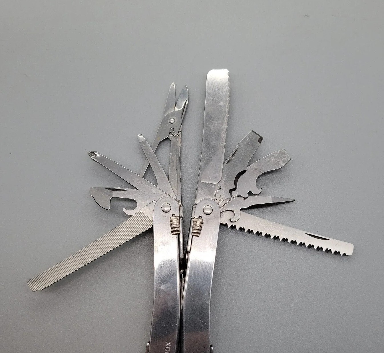 Victorinox Swiss Tool X Multi Tool w/ Leather Sheath – 28 Tools-Scissors Version