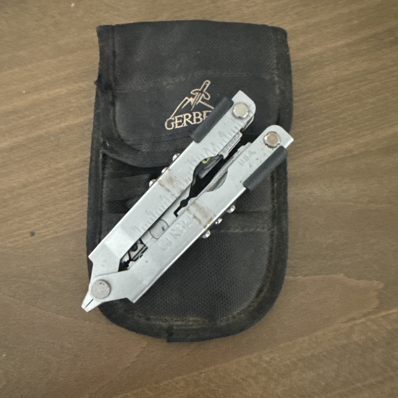 GERBER LEGENDARY BLADES MULTITOOL