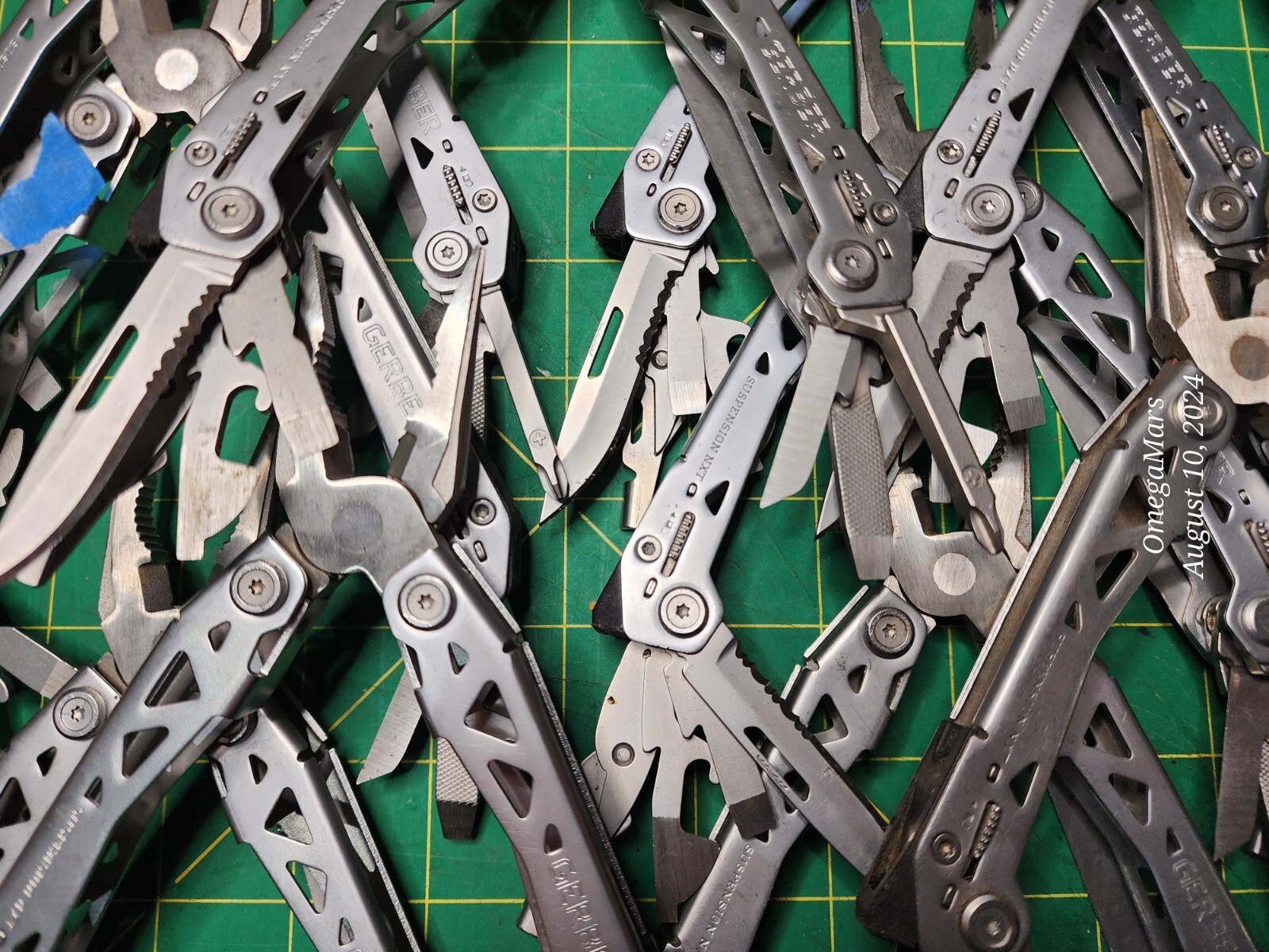Gerber Suspension NXT x3(THREE) at random bundle per order multi tool