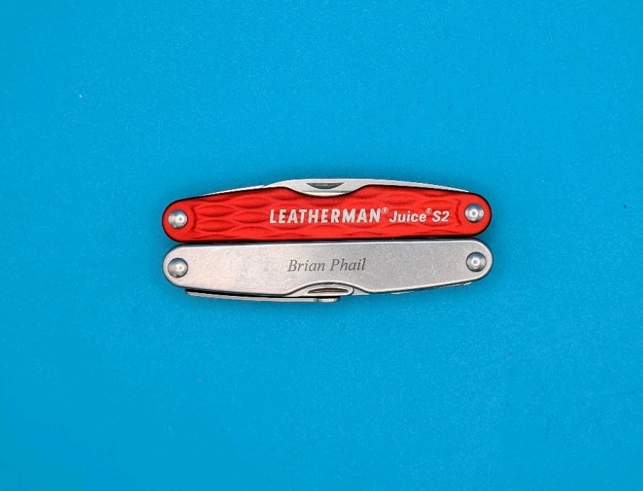 Leatherman Juice S2 Cinnabar Orange Multi Tool! RETIRED! WITH SHEATH!