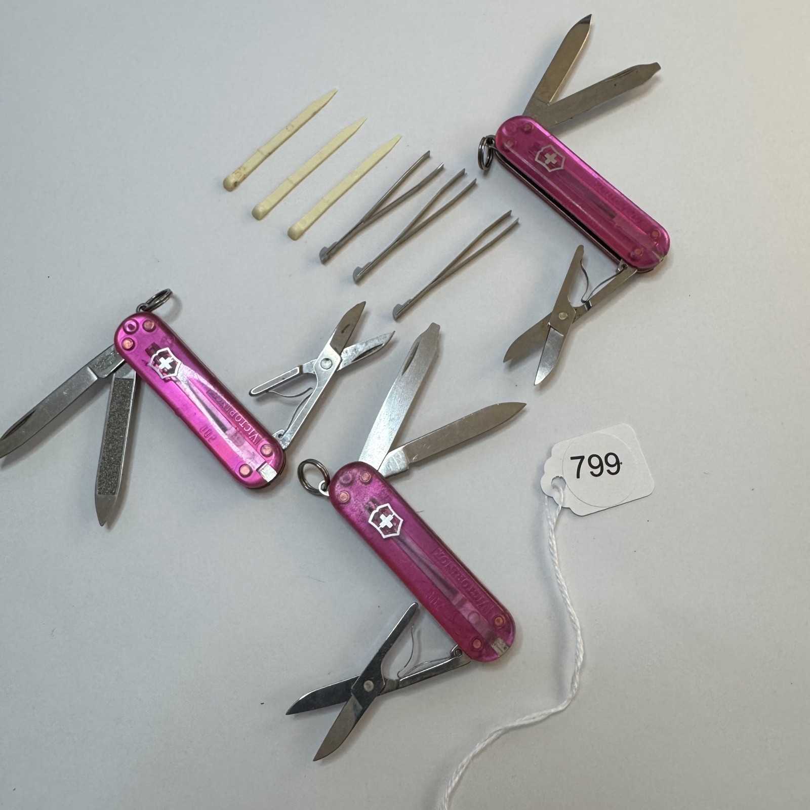Victorinox Classic SD Swiss Army Pocket Knife Translucent Pink -Lot of 3 #799