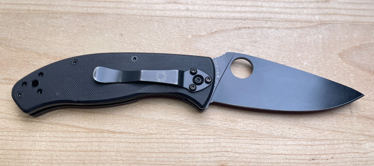 Spyderco Tenacious with Logo Black 8Cr13Mov G-10 Folding Pocket Knife