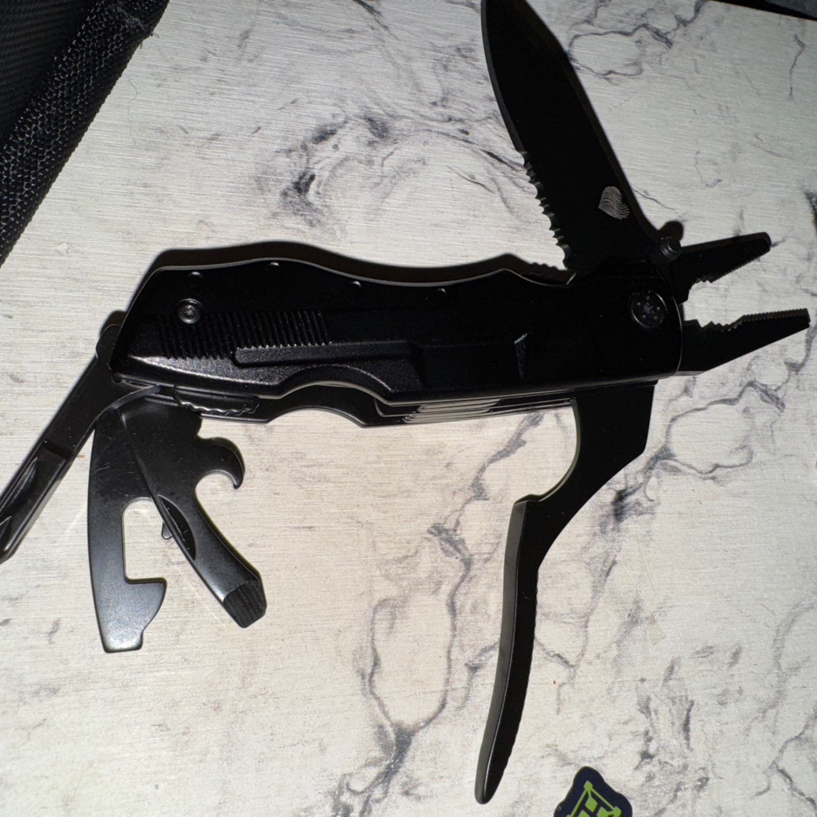 Multitool Knife 13 in 1 Pocket Multitool Multi Tool with 3 Large Blade Sa