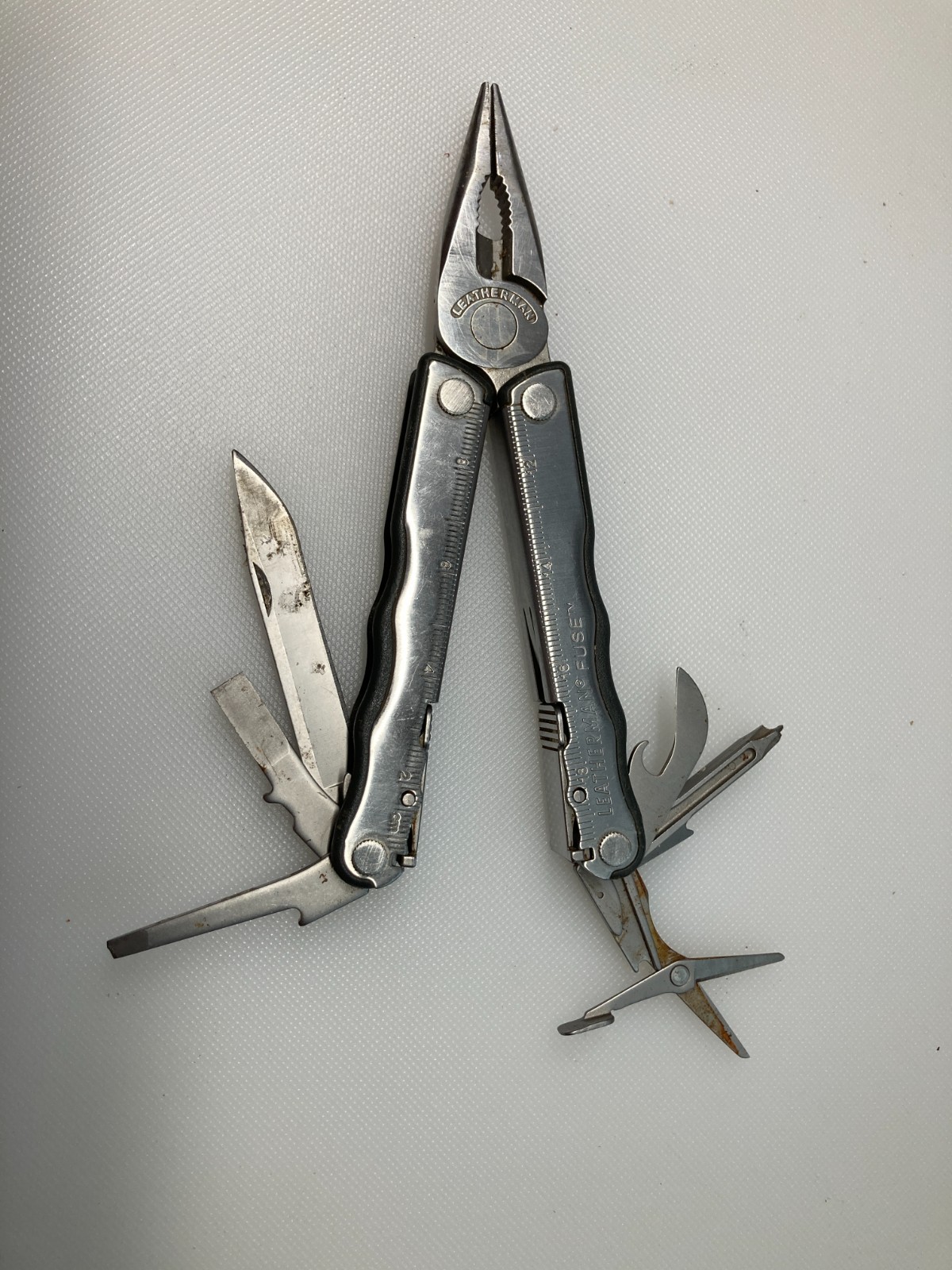 Leatherman REBAR Multi-Tool (B)