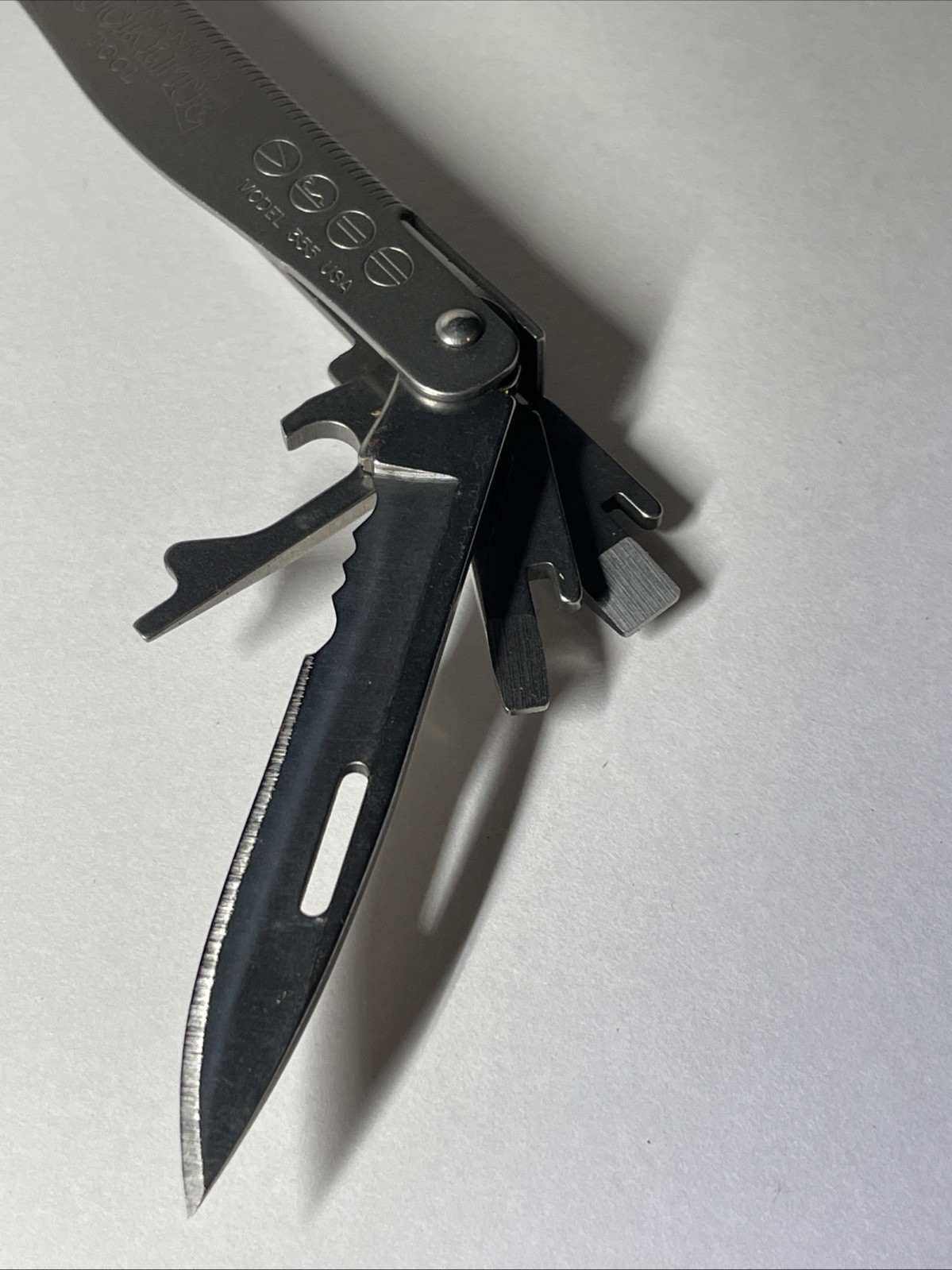 BUCK USA BUCK LITE TOOL 355 MULTI TOOL-w/ ORIGINAL SHEATH-RETIRED