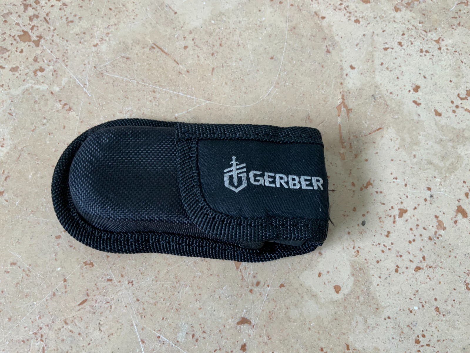 Gerber Suspension Multi Tool Pliers Knife Saw Scissors w Nylon Sheath Gray