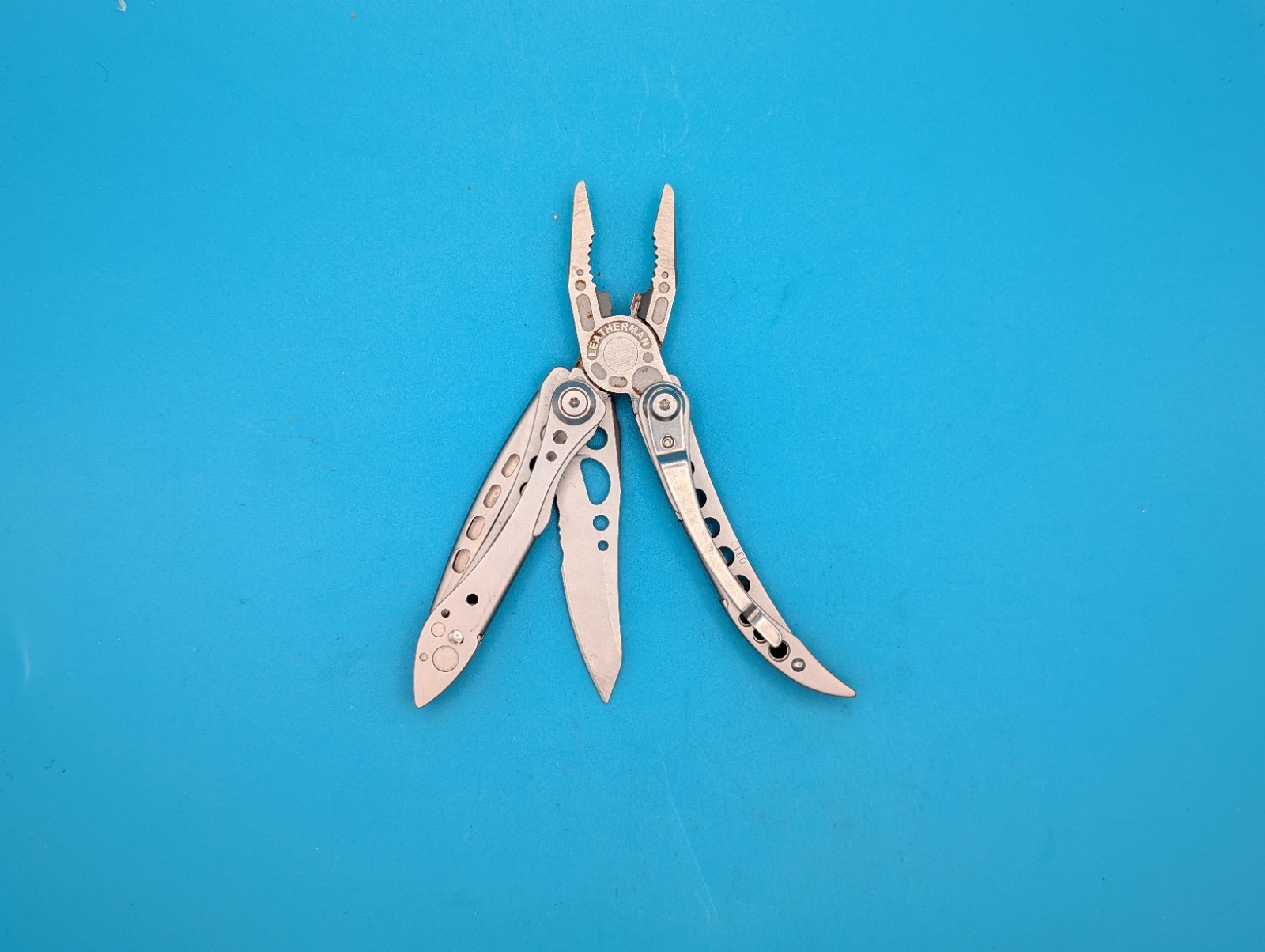 Leatherman Freestyle Multi-Tool – Discontinued – FAST SHIPPING!