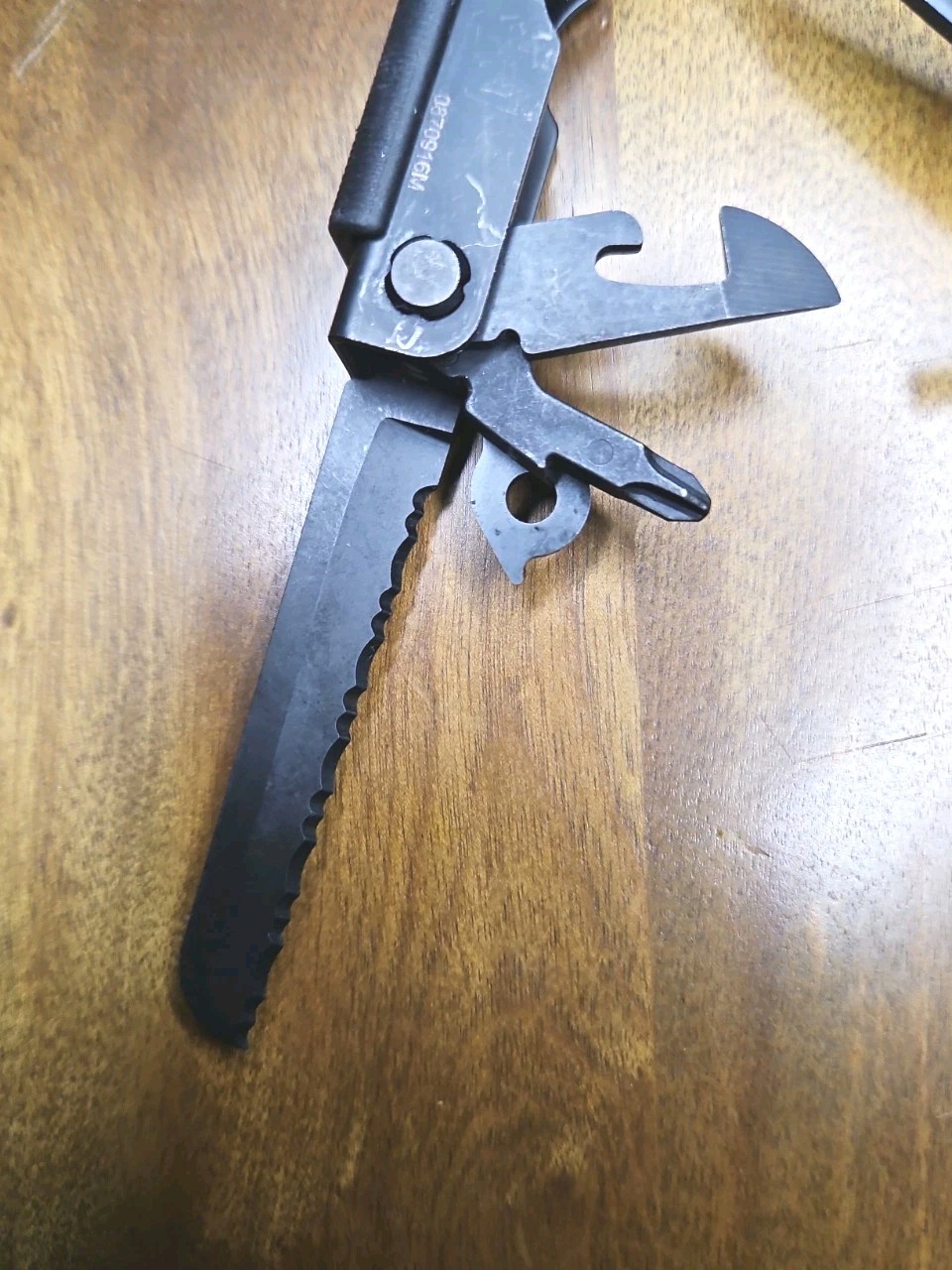 Gerber MP600 Multi-Tool, Blunt Nose Pliers, Carbide Cutters, Black Military EDC