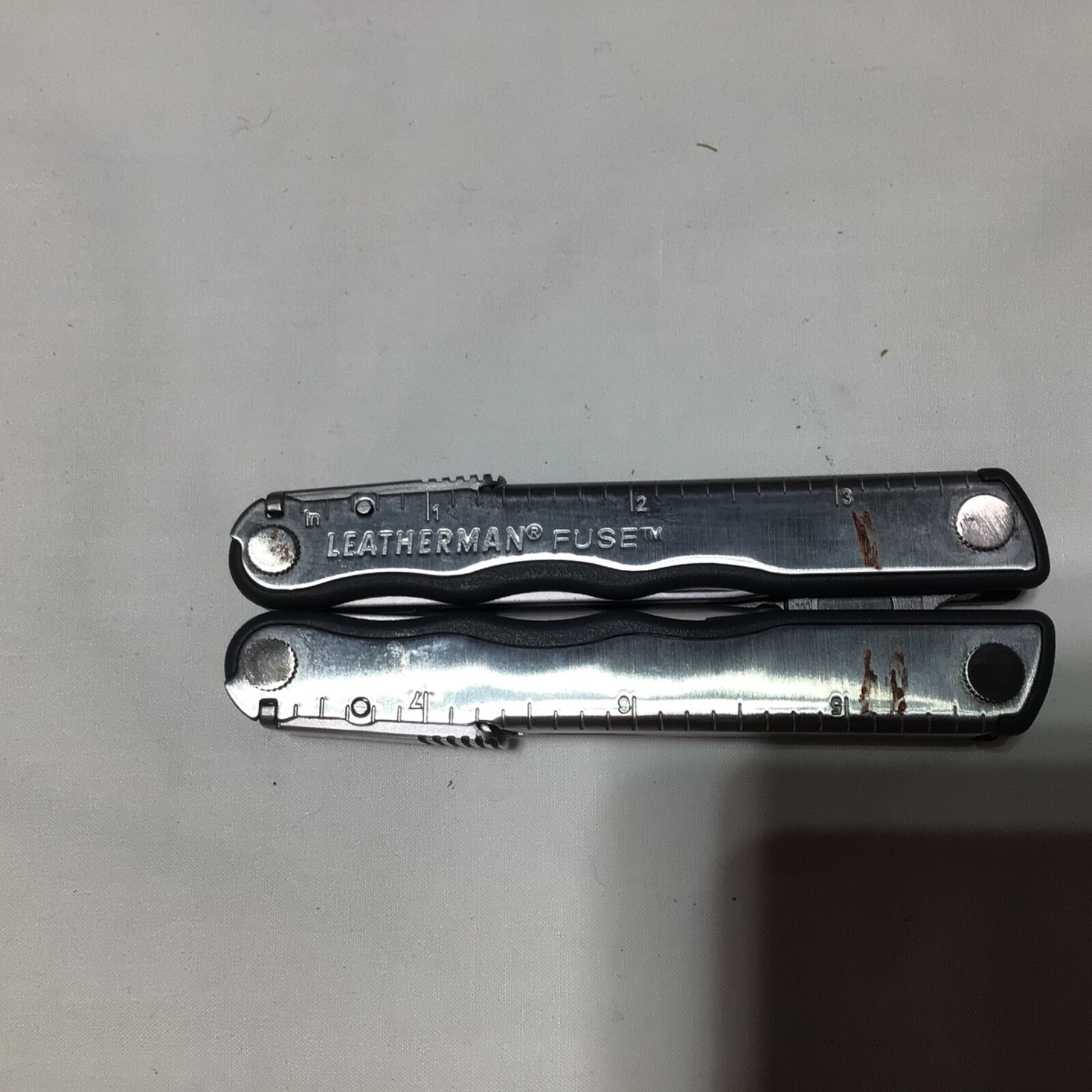 leatheman fuse multi tool with case