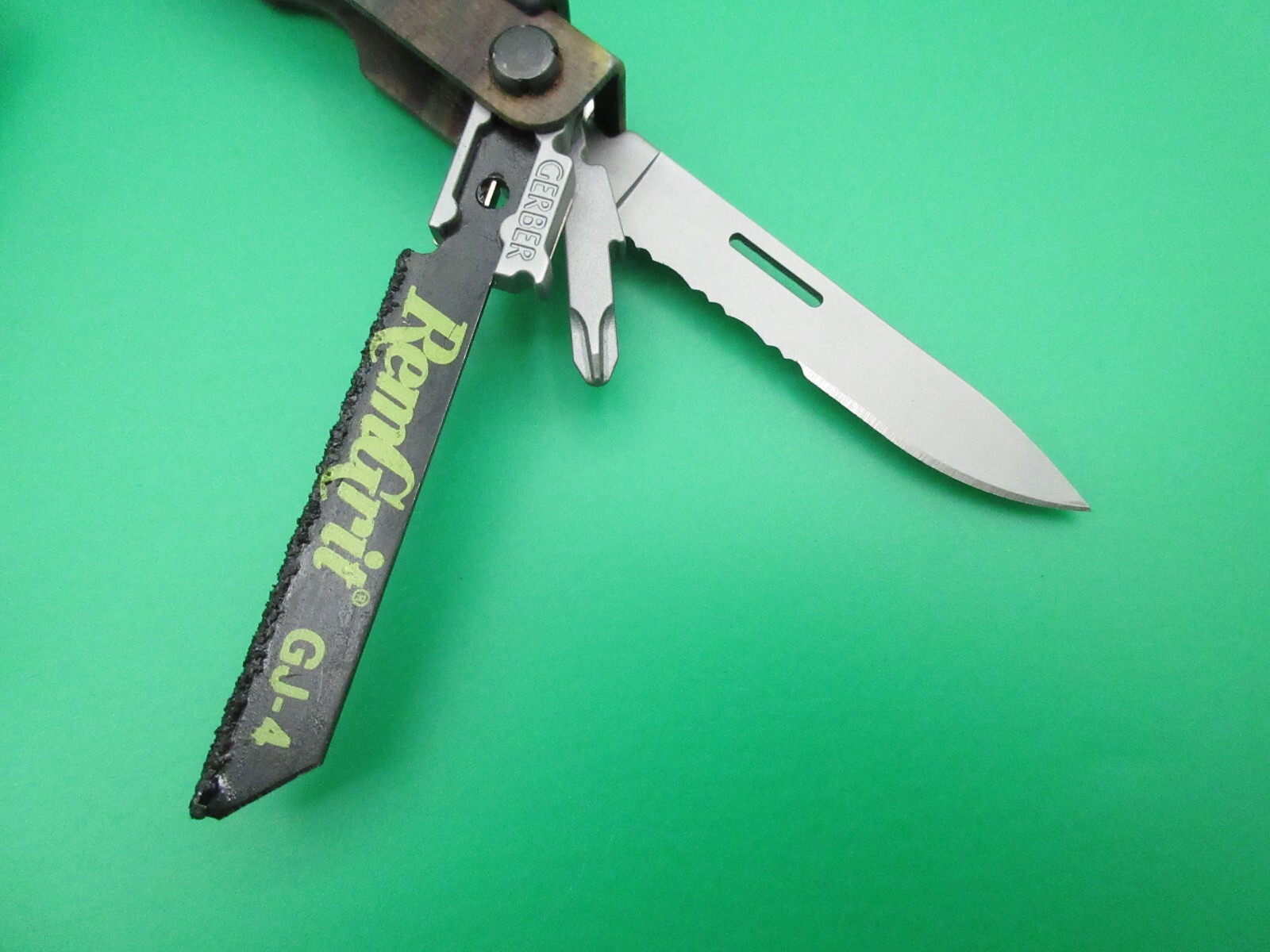 Rare Gerber MP600 Pro Scout Mossy Oak Multi Tool Folding Knife Sheath USA