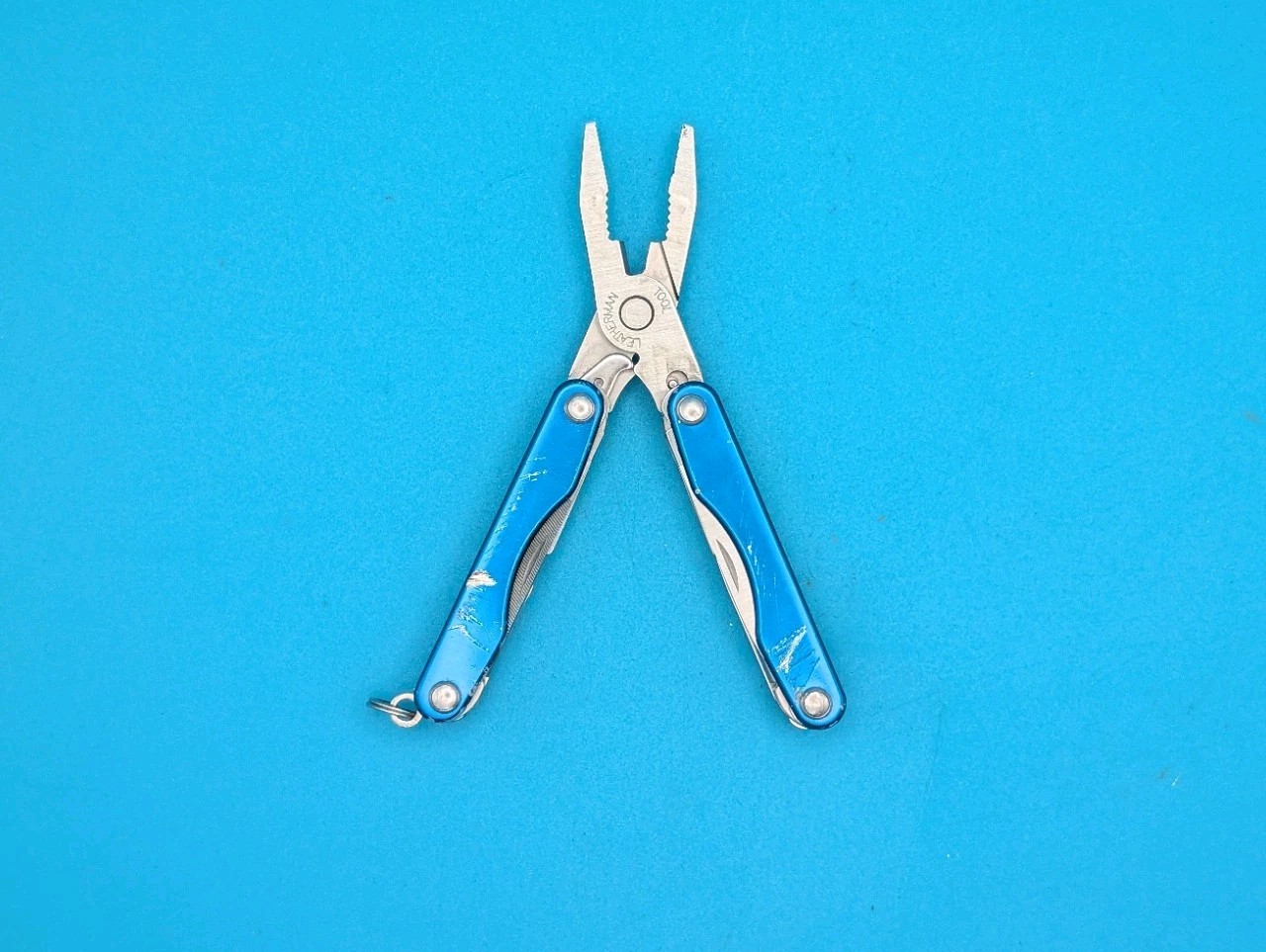 Leatherman Squirt P4 Multi-Tool, Key Ring, Retired, BLUE!
