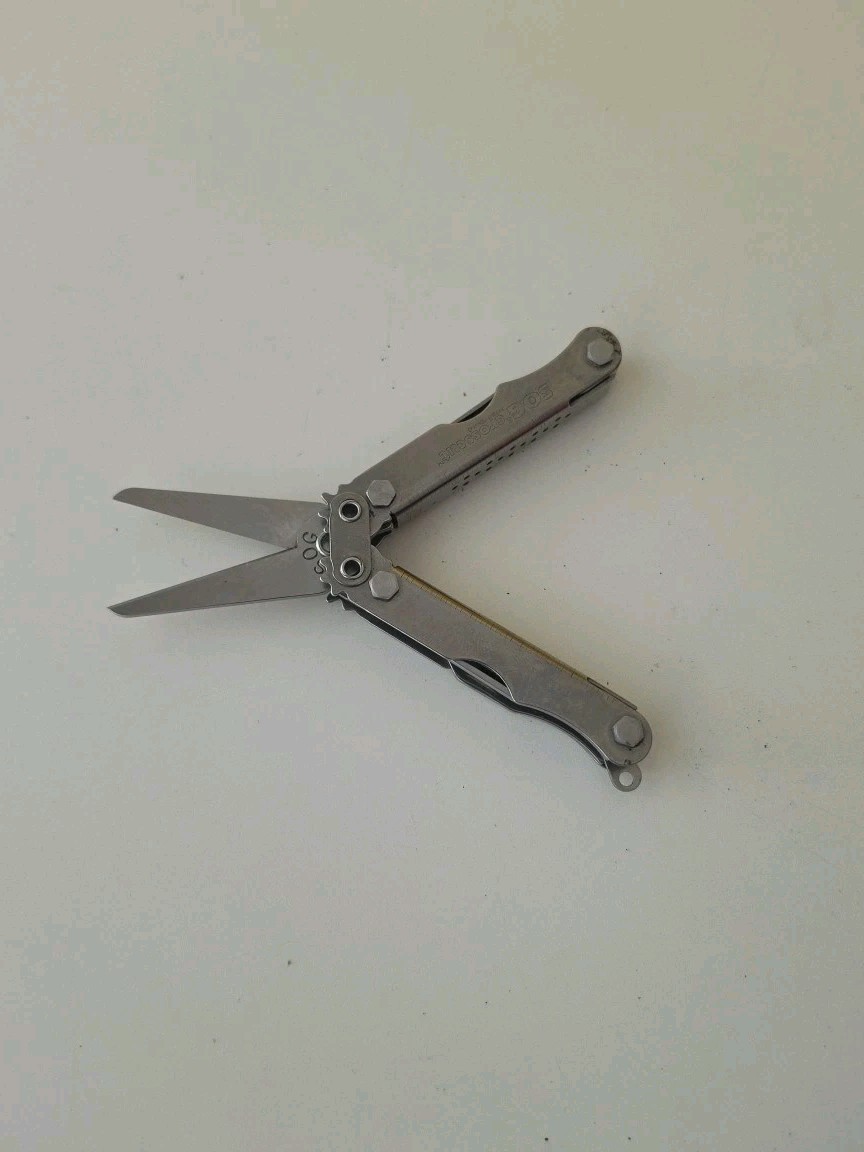 SOG Crosscut Stainless Steel Multi-Tool. 8 Tools Total
