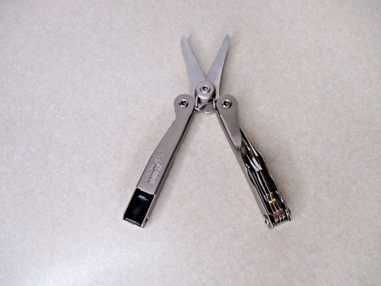 Vintage Schrade USA Tough Chip ST2 Folding Multi Tool Multitool Scissors Knife