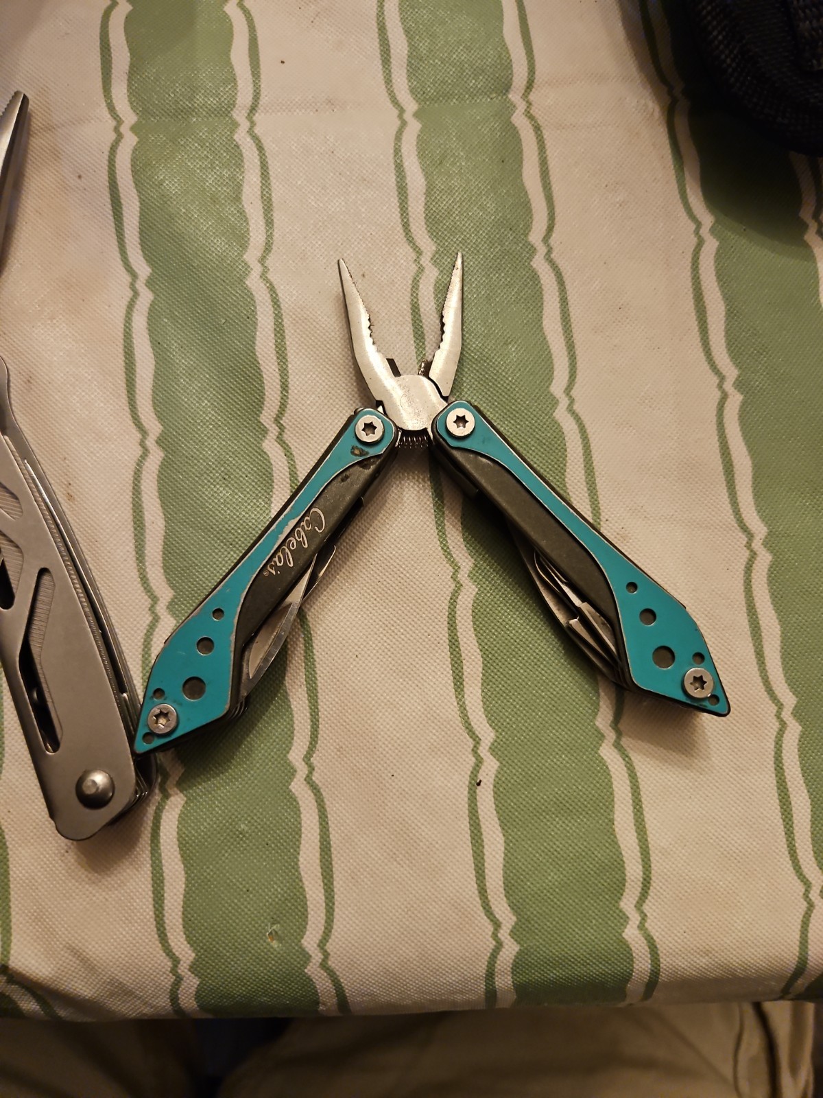 Multi Tool Knifes Ozark And Cabelas